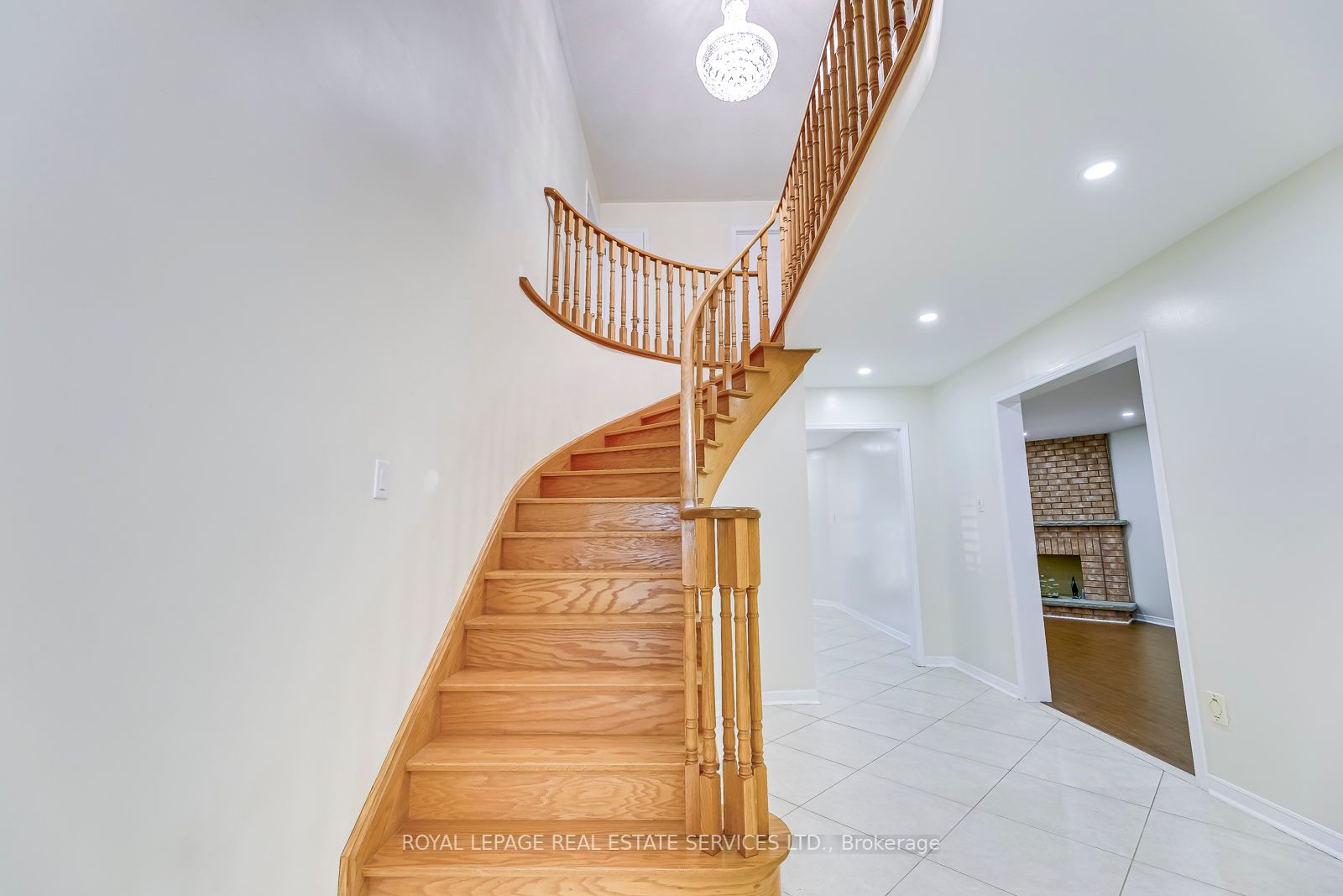 3498 Redmond Rd