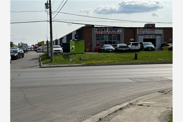 181 Rutherford Rd S, Brampton