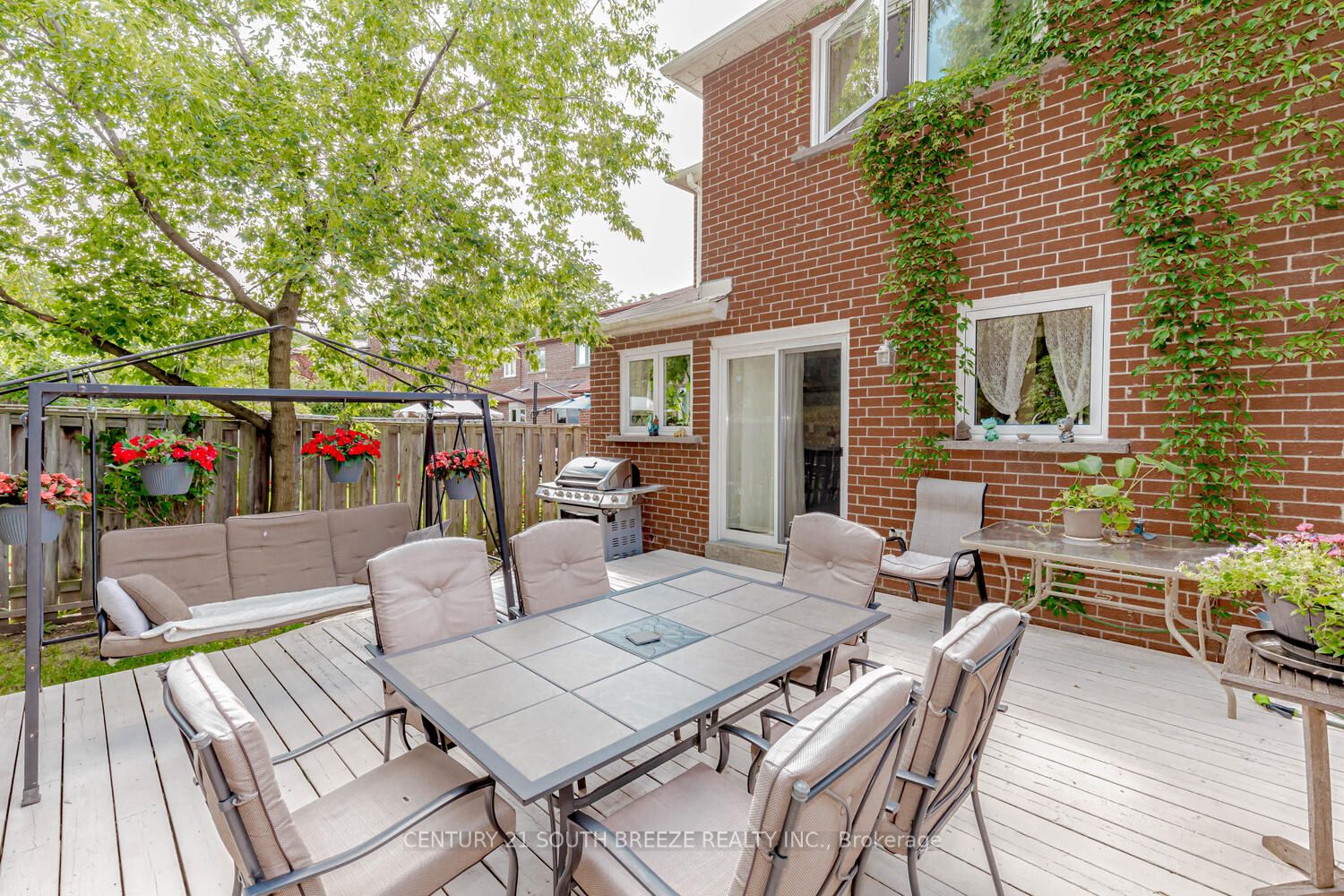 2122 Bosack Crt