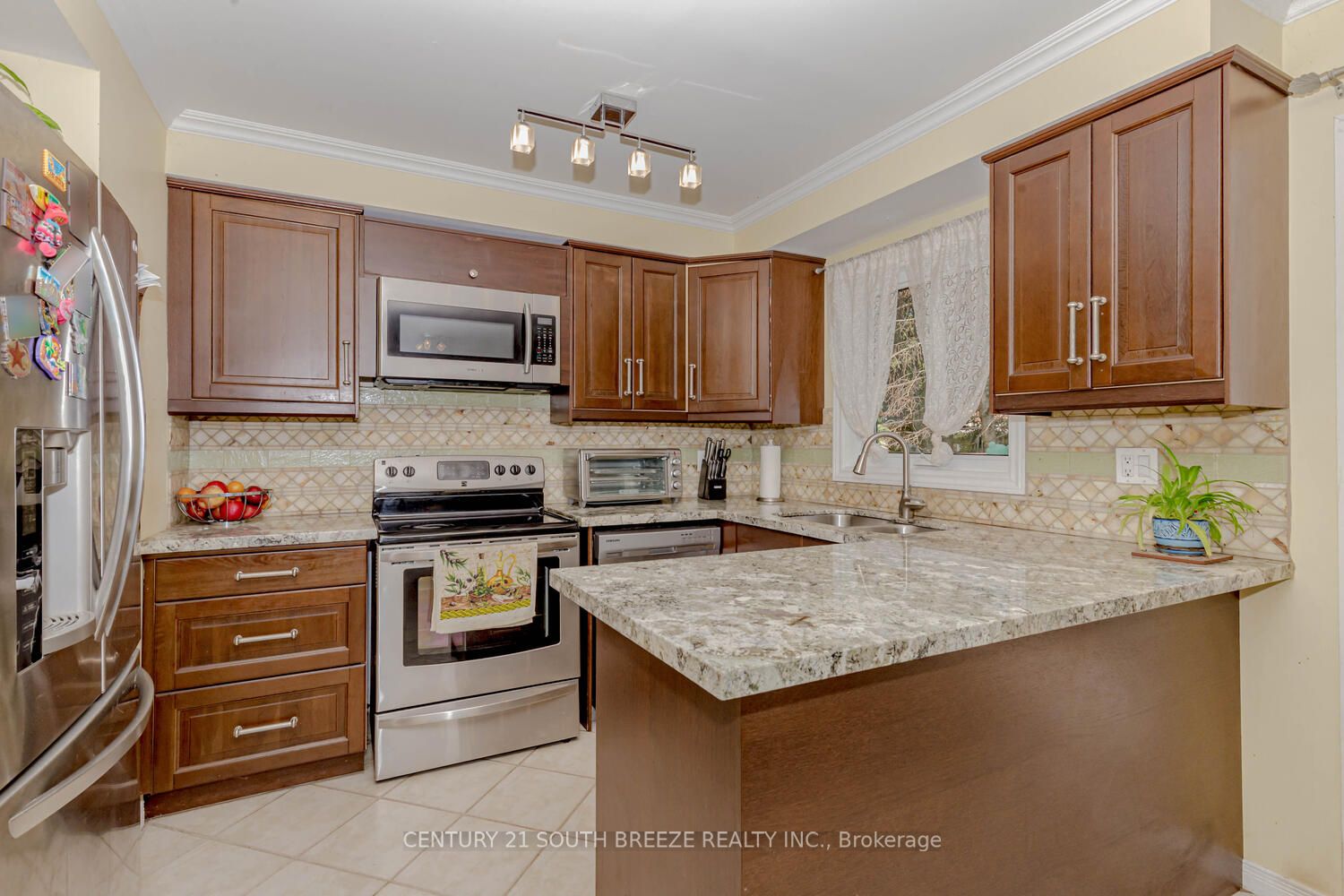 2122 Bosack Crt