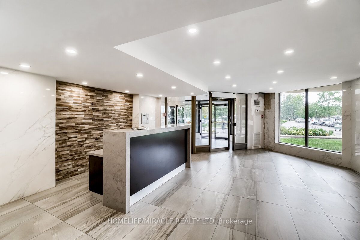 234 Albion Rd, #301