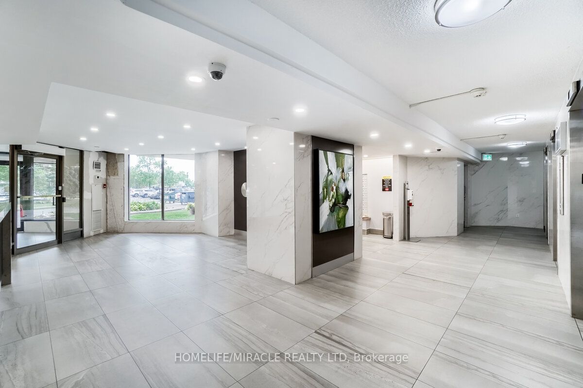 234 Albion Rd, #301