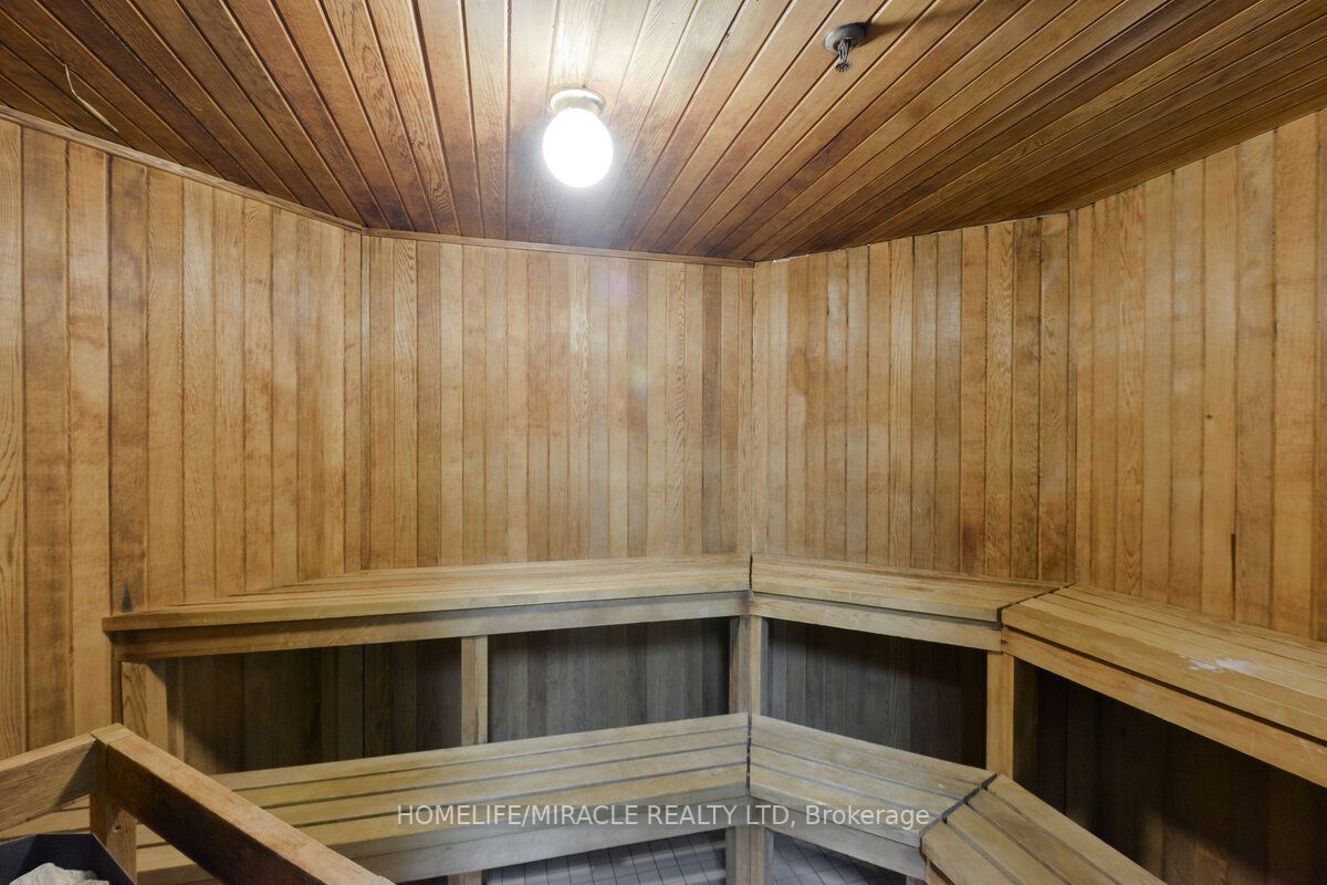 234 Albion Rd, #301