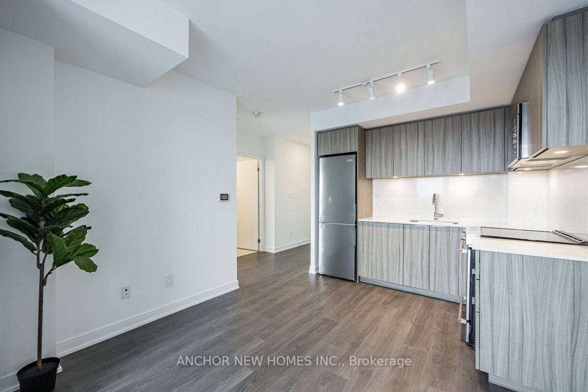 30 Samuel Wood Way, #2303
