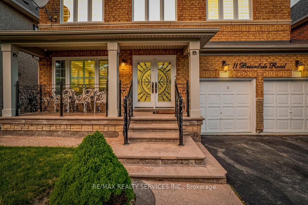 11 Briardale Road