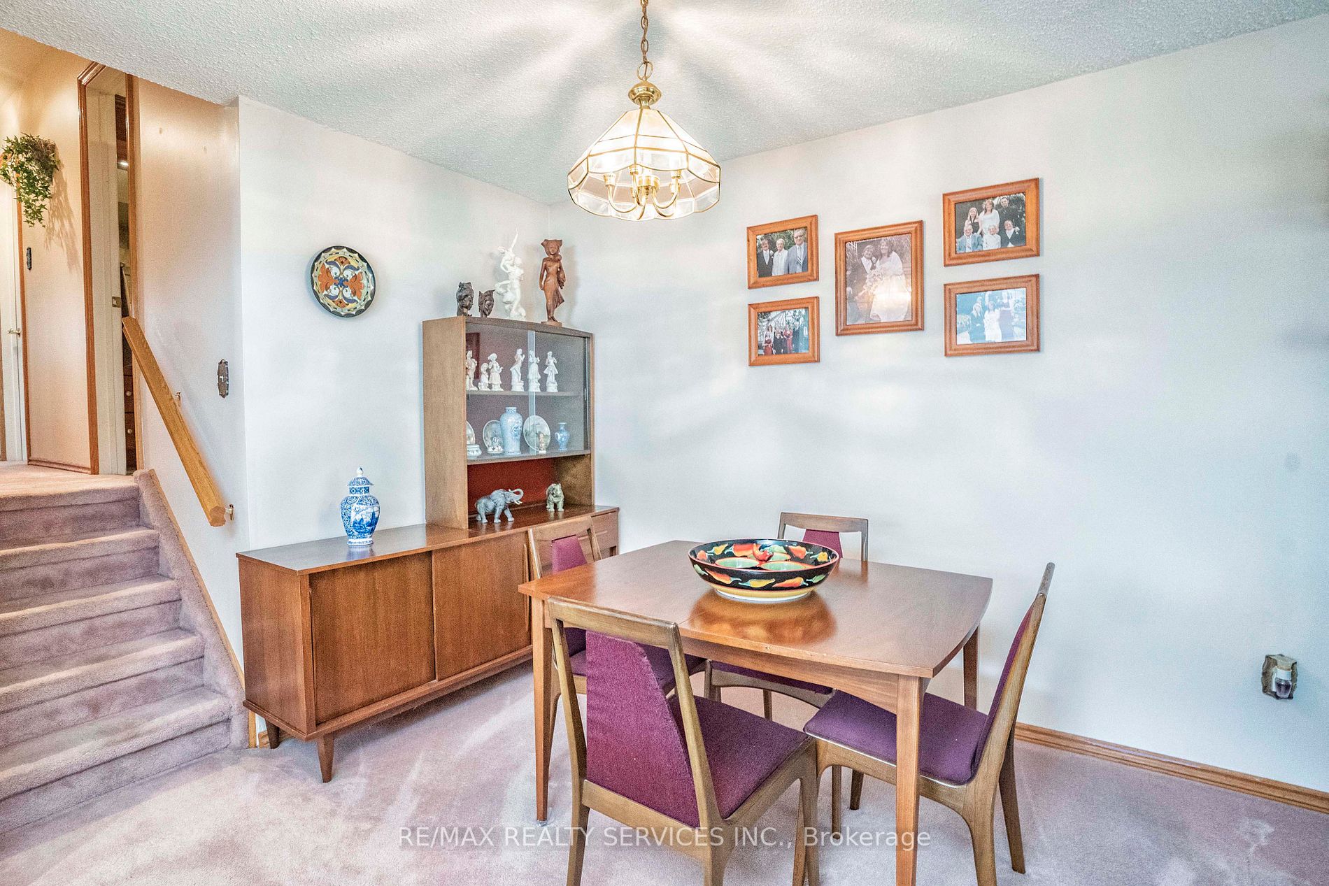 46 Marblehead Cres