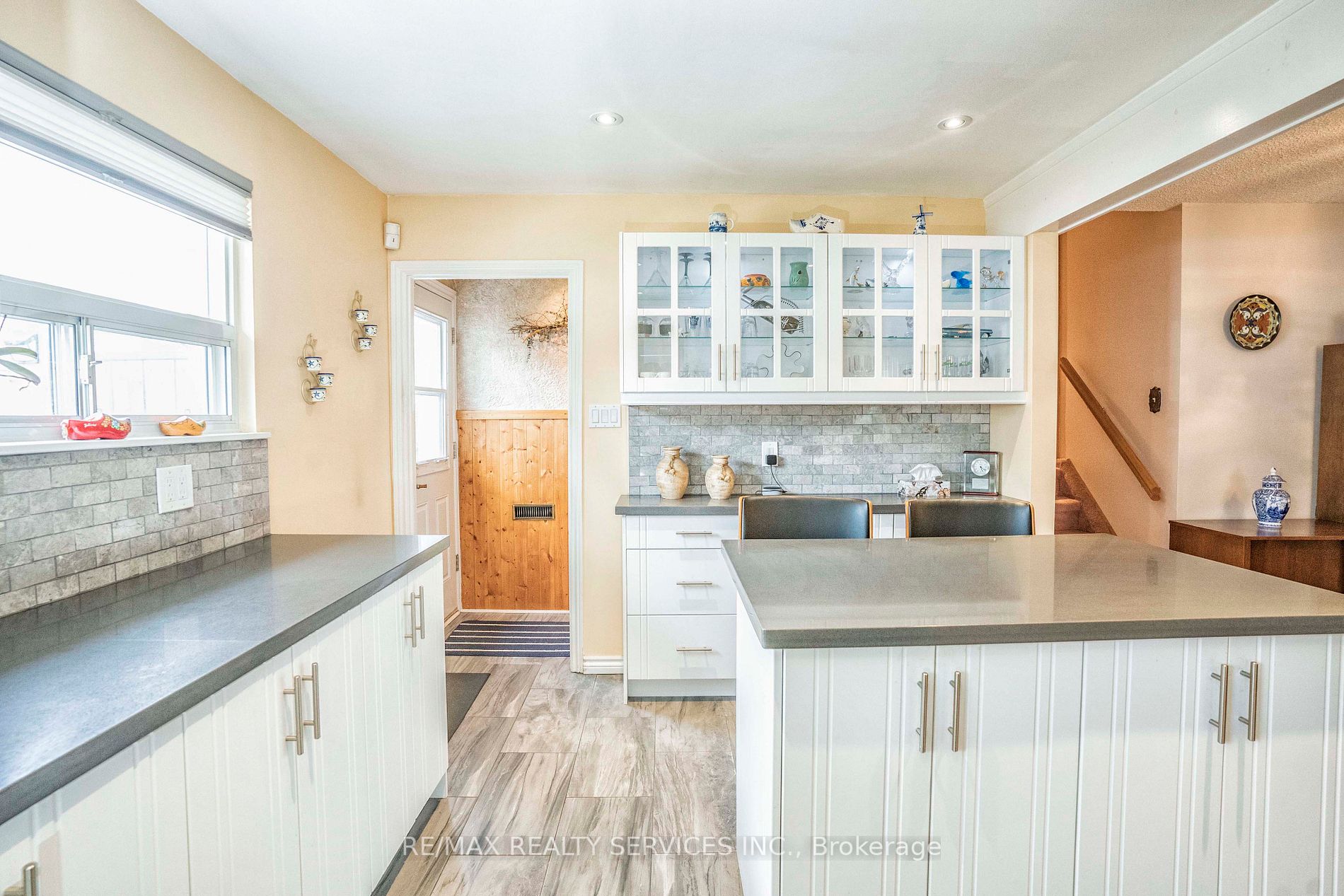 46 Marblehead Cres