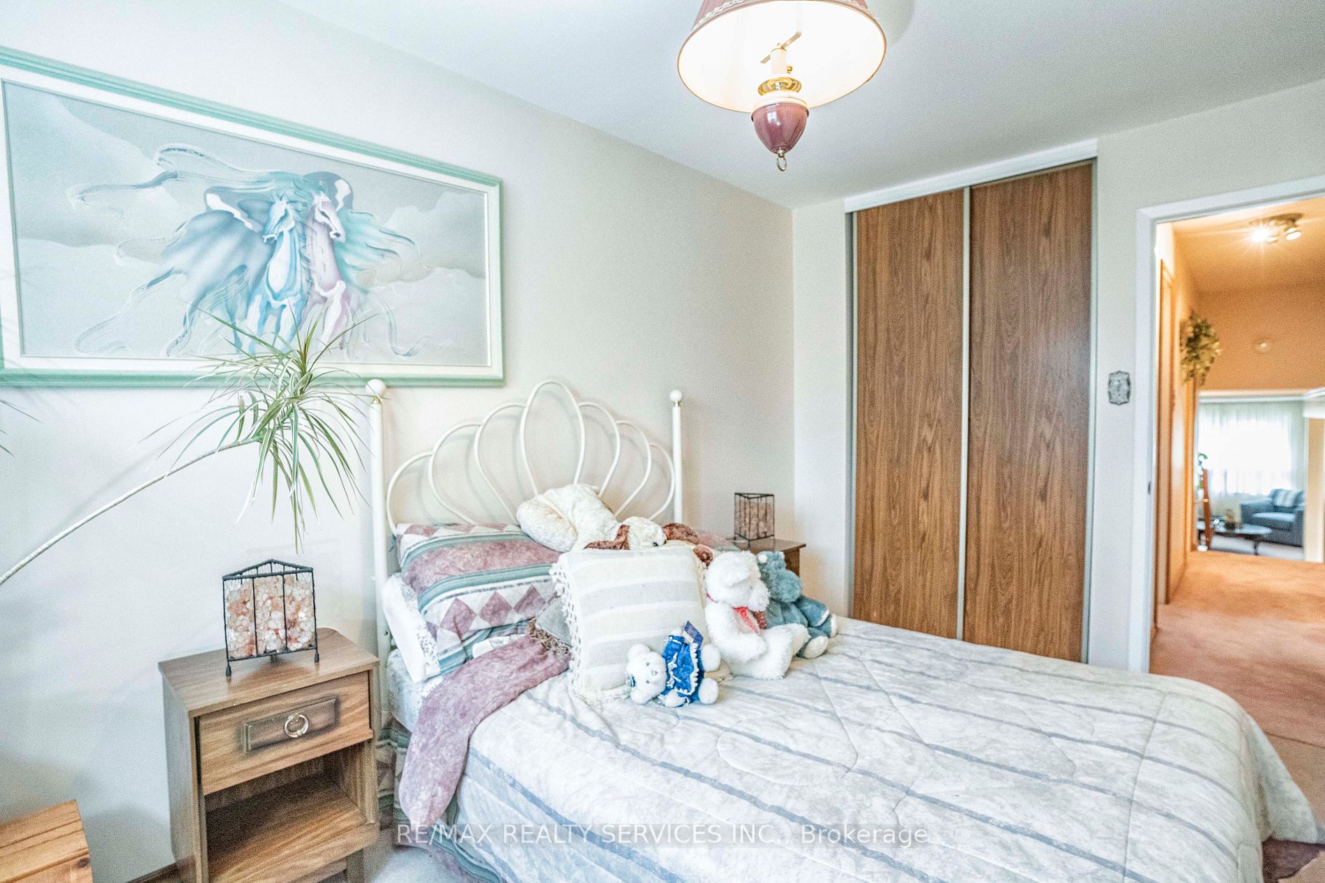 46 Marblehead Cres