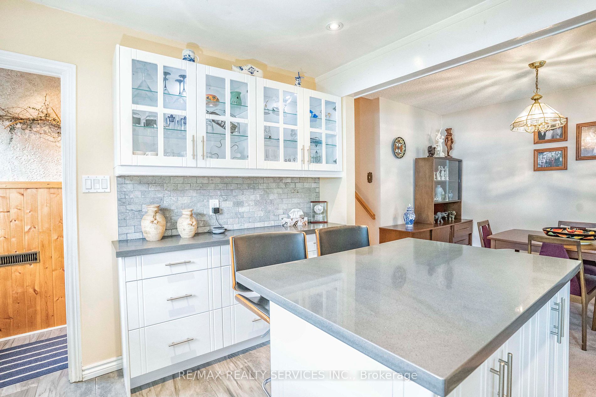 46 Marblehead Cres