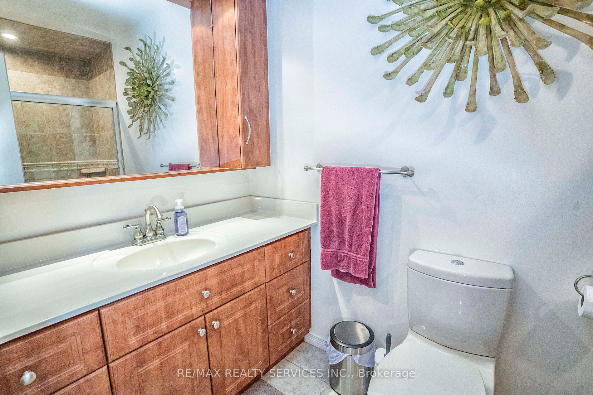 46 Marblehead Cres
