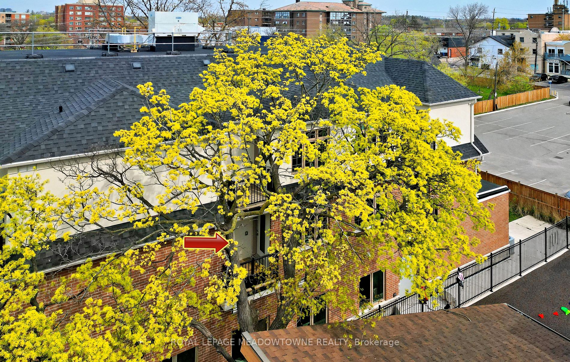 215 Broadway St, #207
