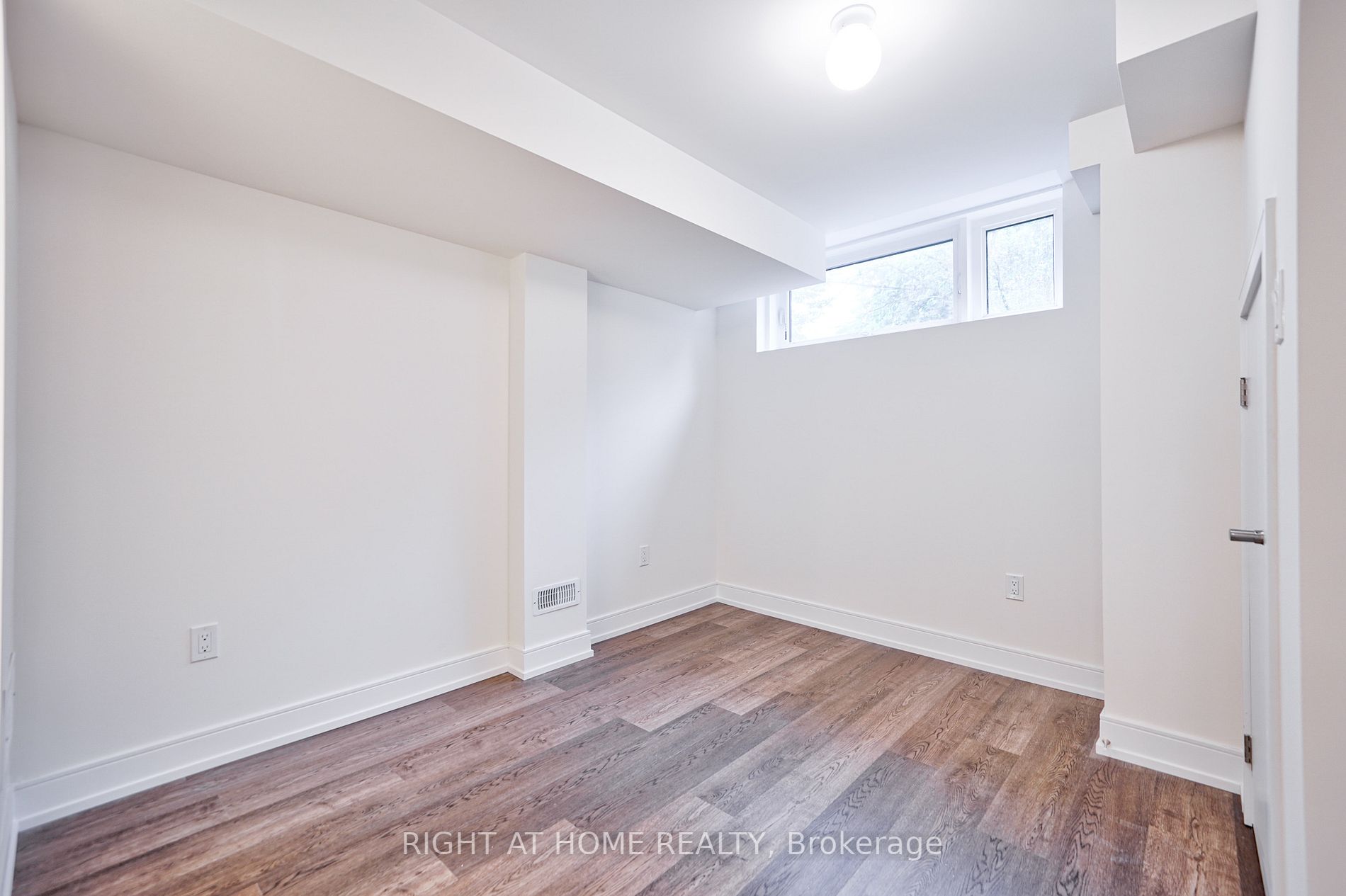 177F Caledonia Road