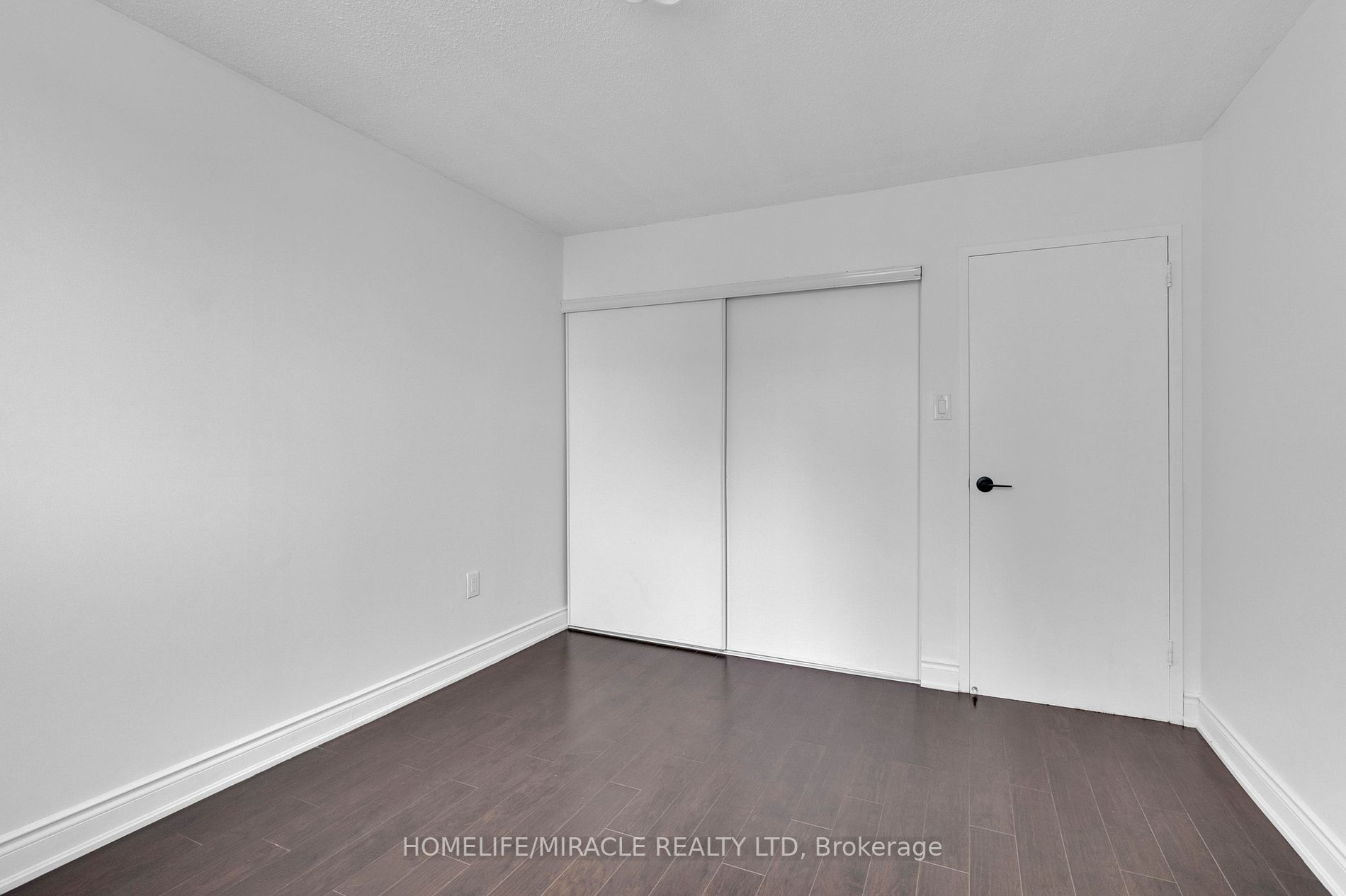 49 Silverstone Dr, #703