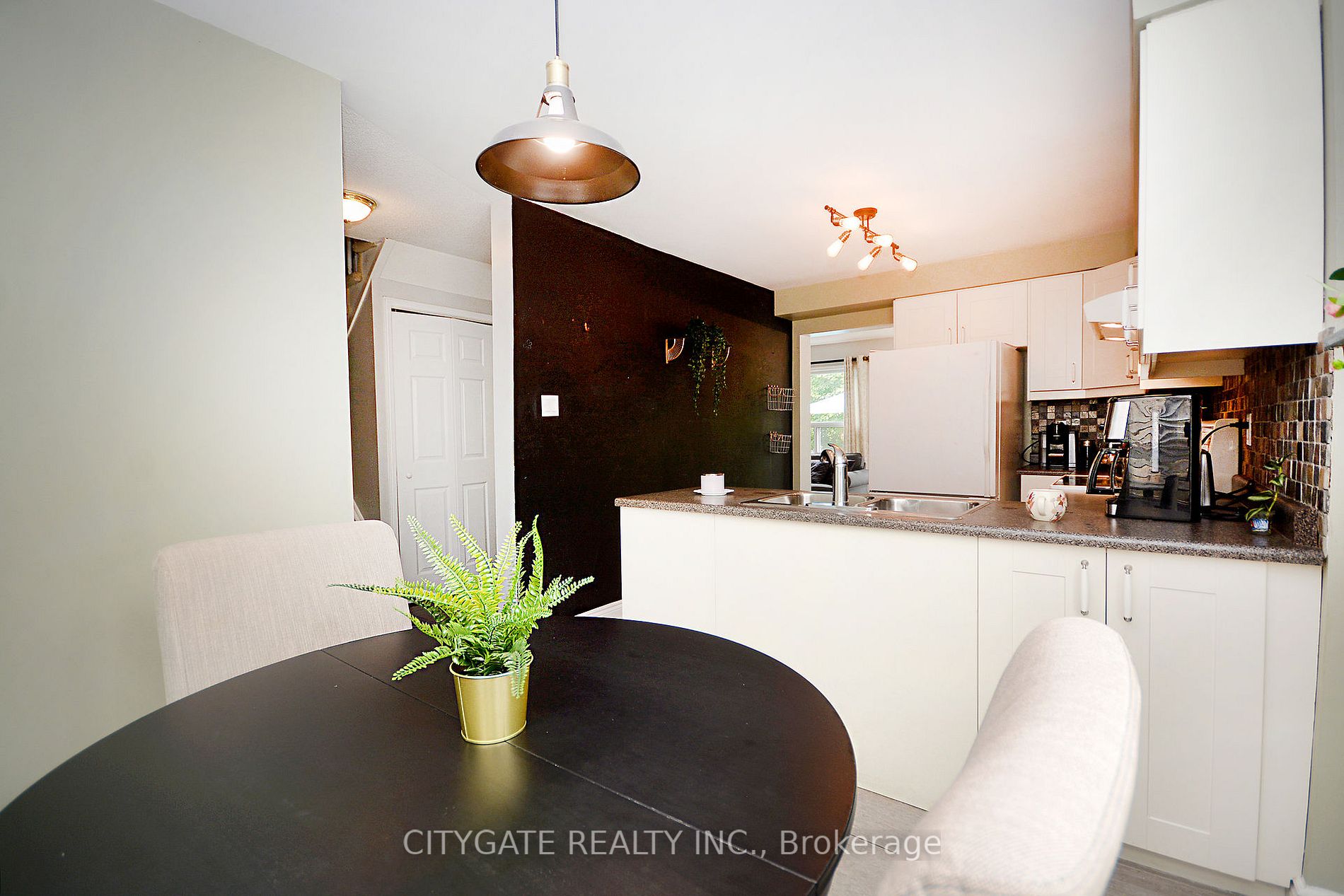 3600 Colonial Dr N, #21