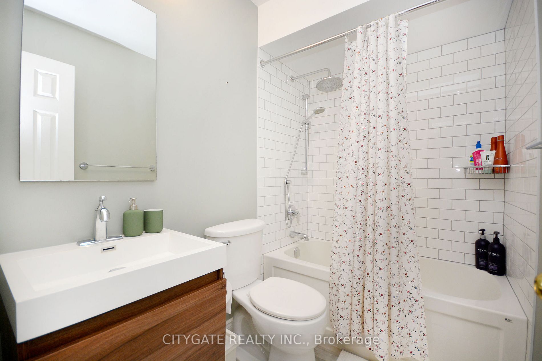 3600 Colonial Dr N, #21