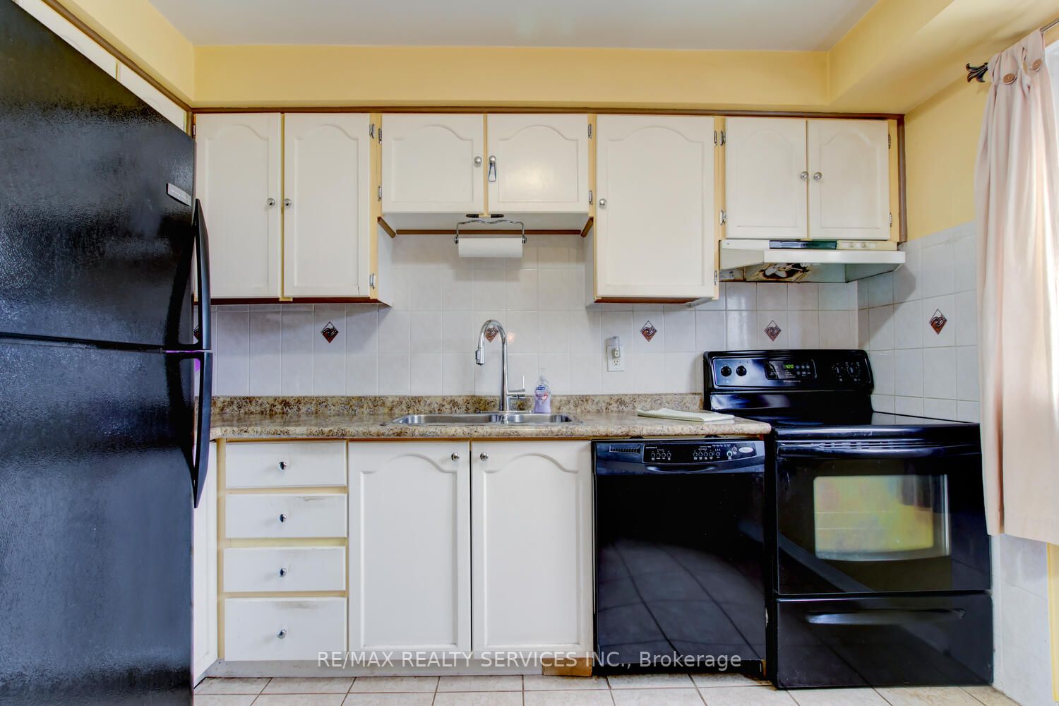 146 Moregate Cres, #45