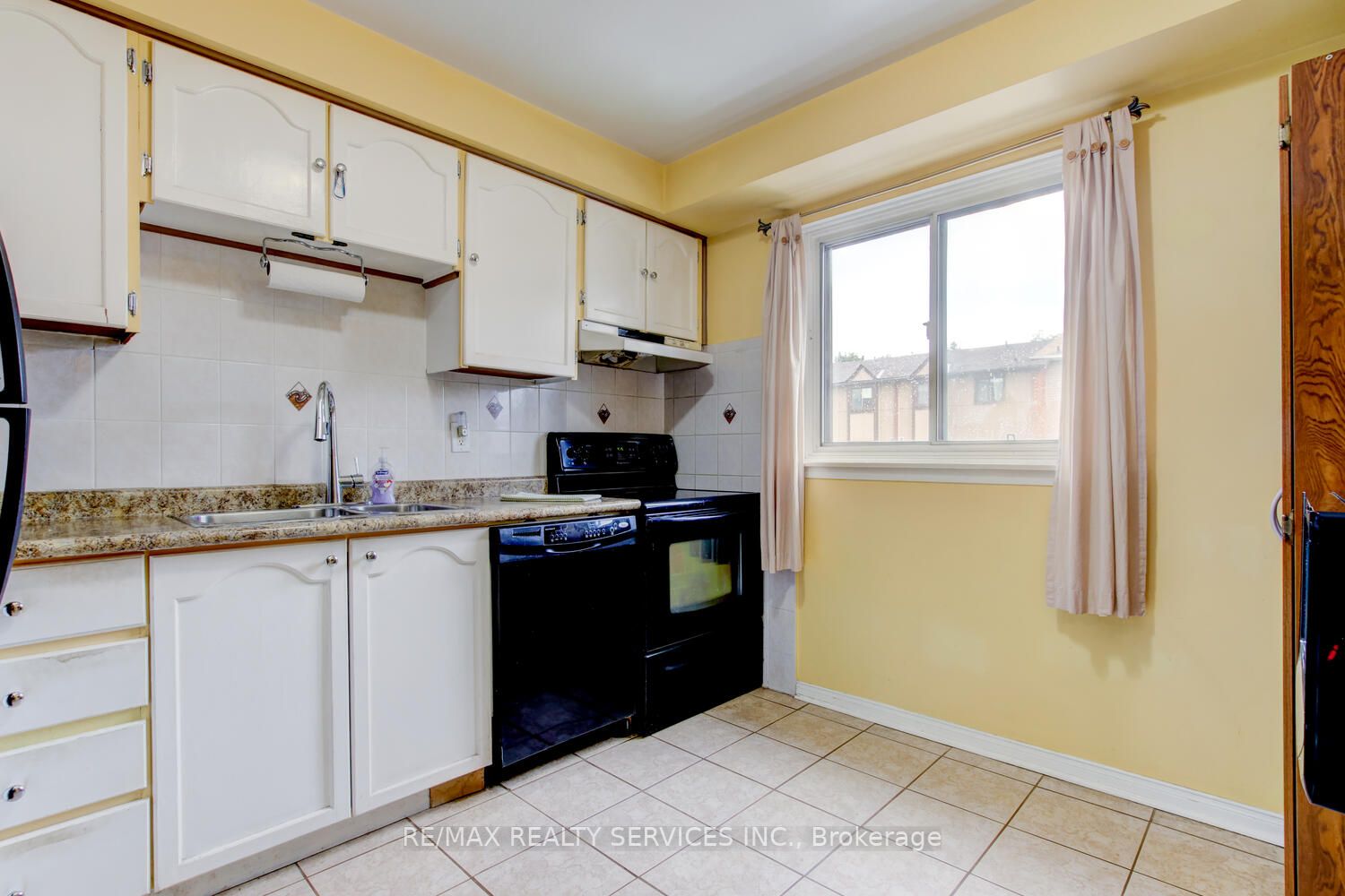 146 Moregate Cres, #45