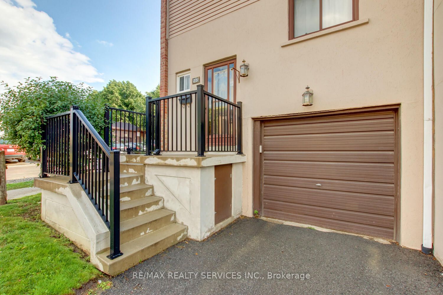 146 Moregate Cres, #45