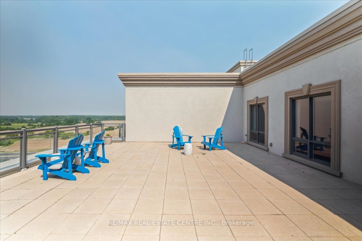 2490 Old Bronte Road, #726