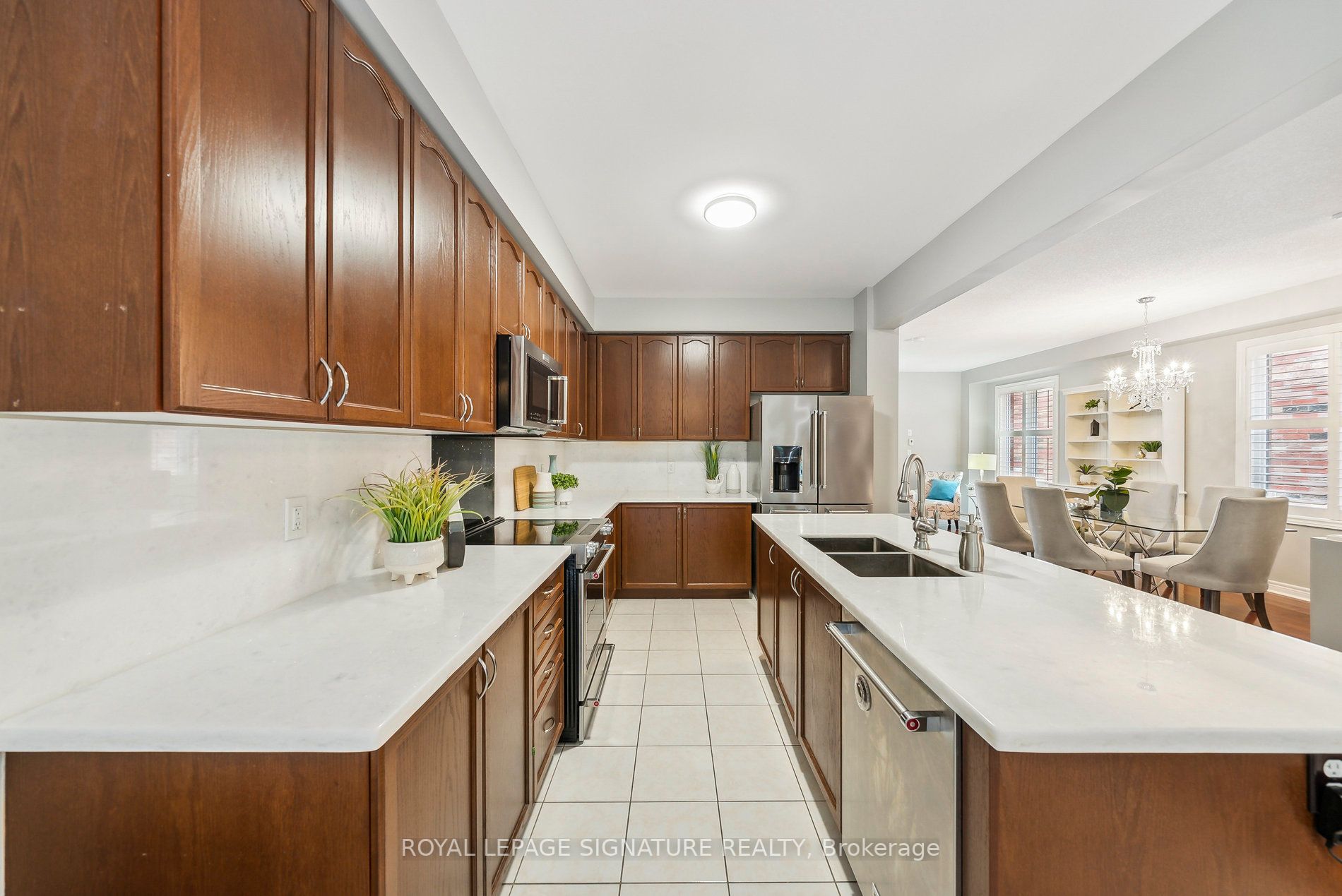 9 Isaac Devins Blvd