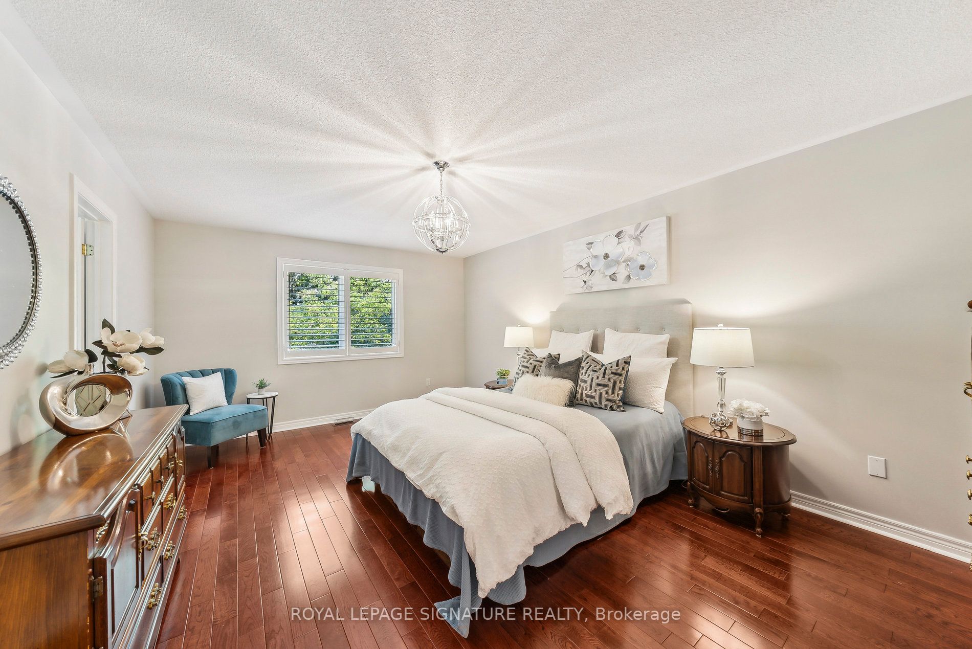 9 Isaac Devins Blvd