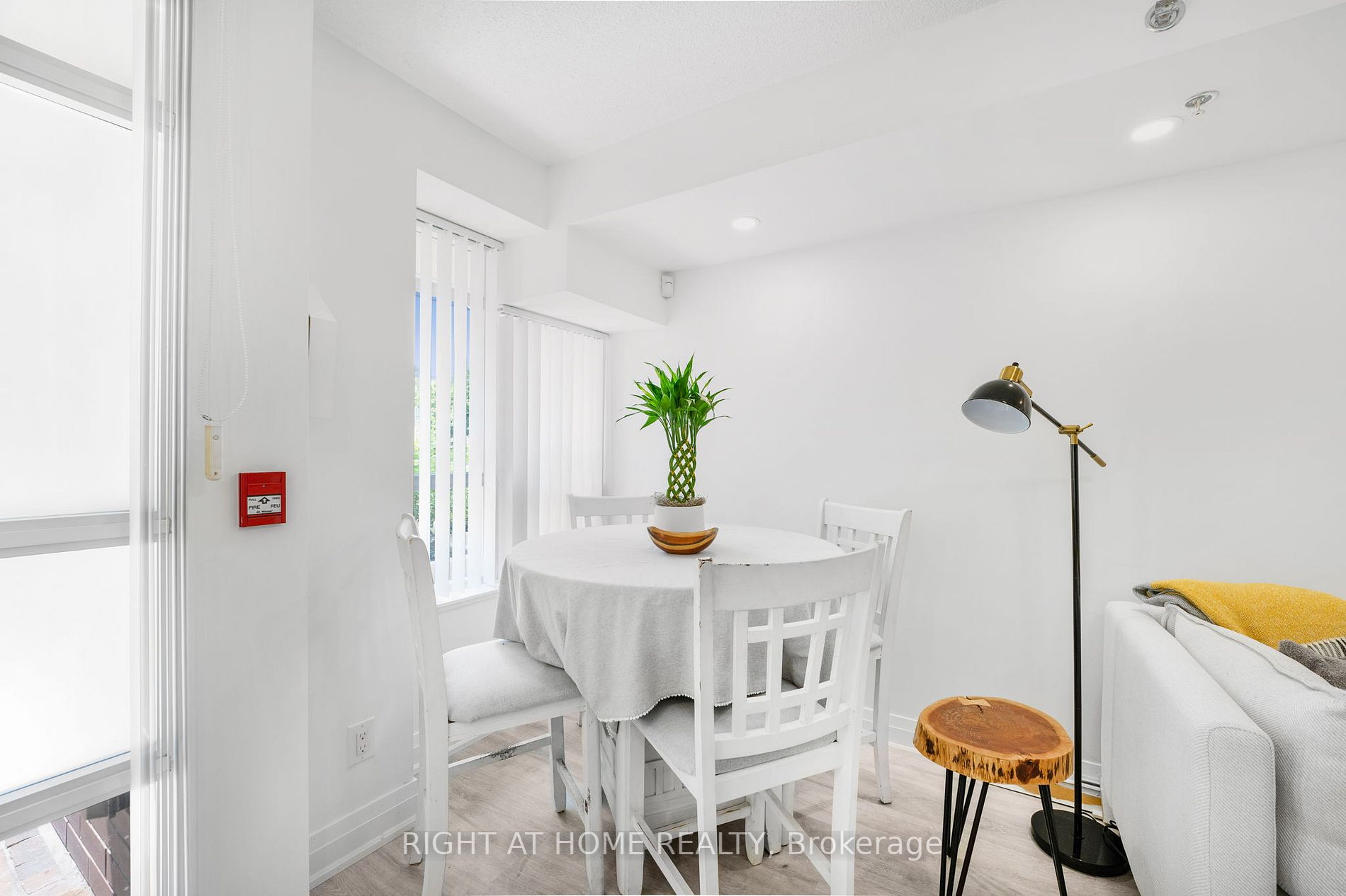 Listing W6682280 - Large Photo # 5