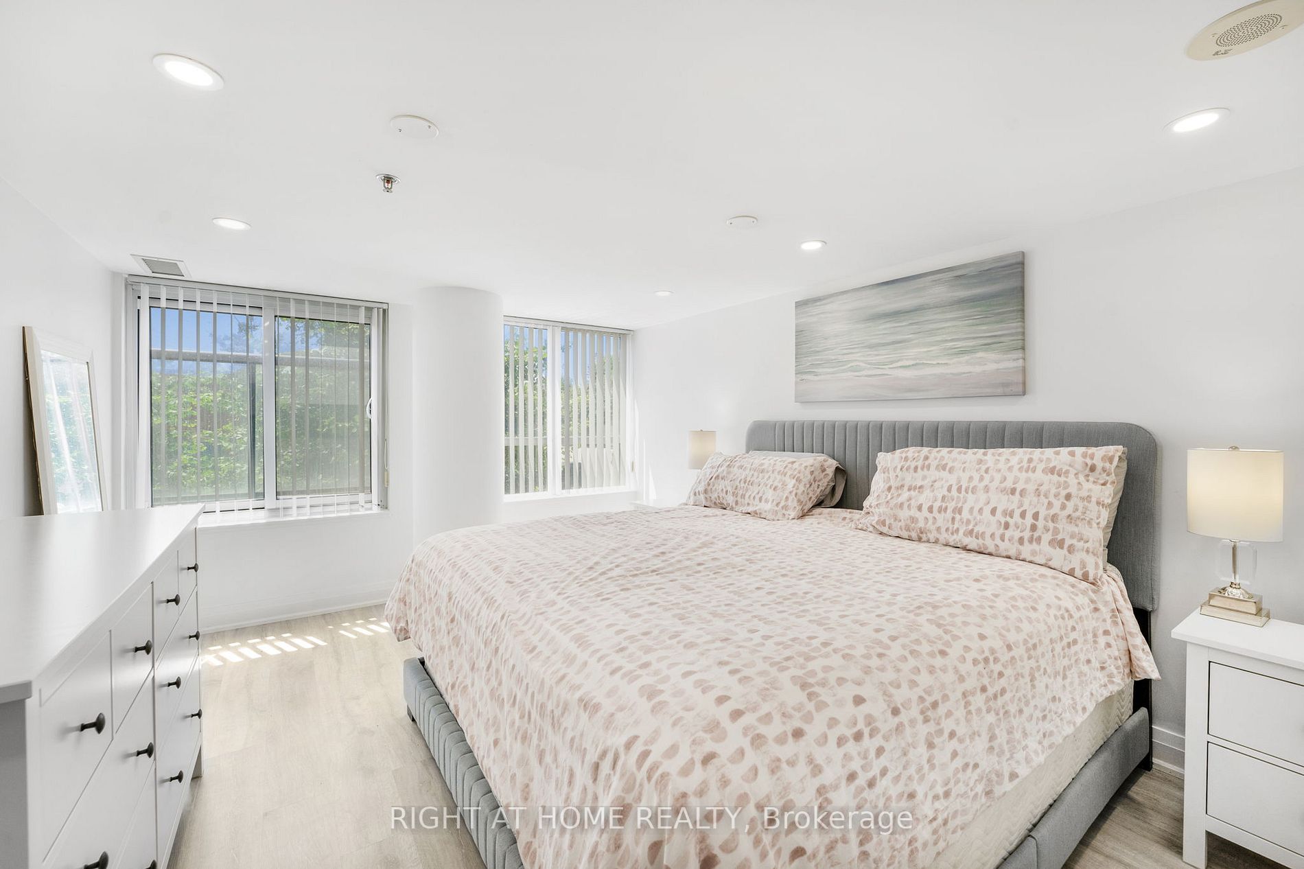 Listing W6682280 - Large Photo # 19