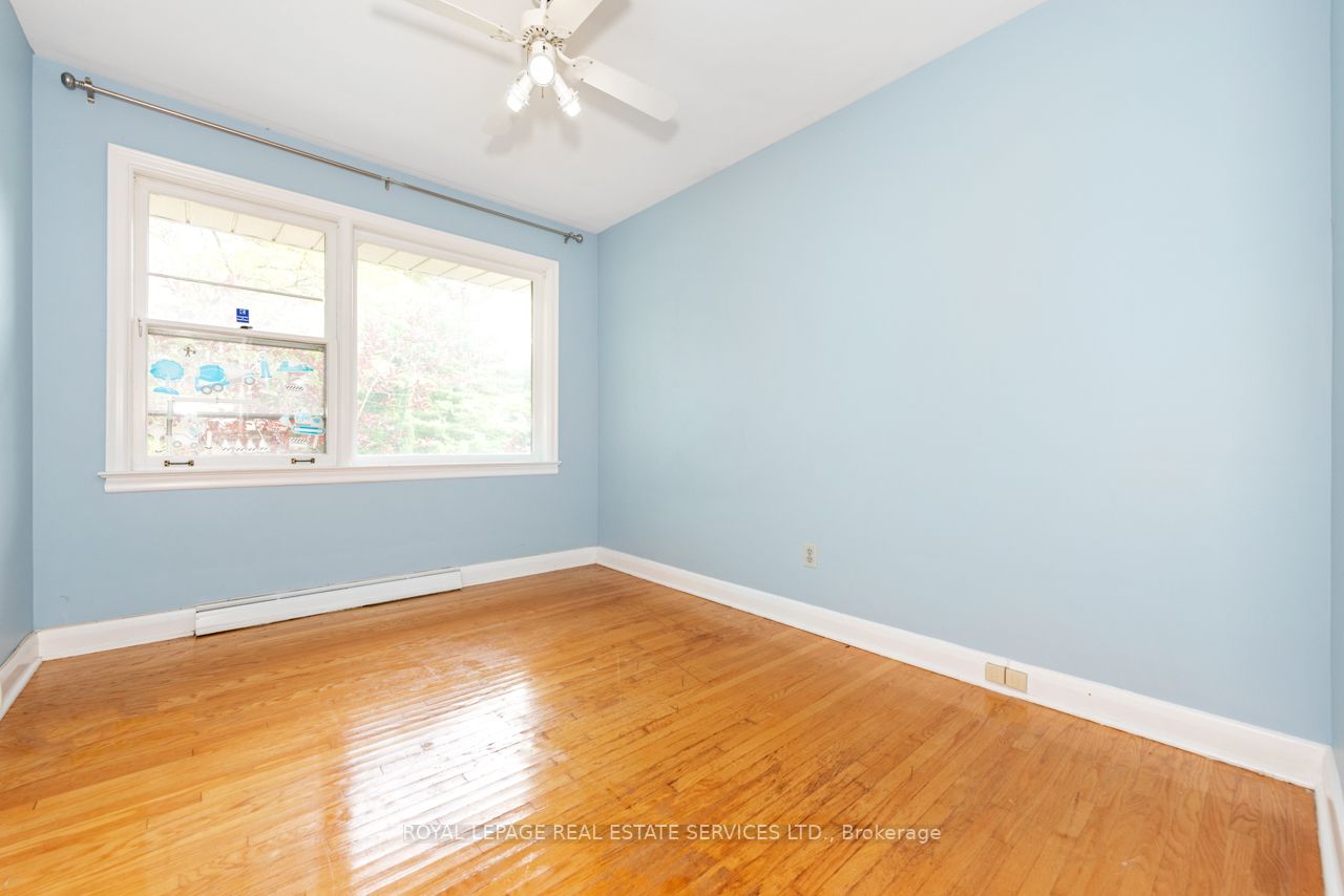 2063 Glenforest Cres