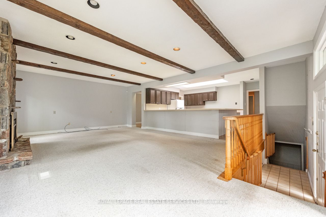 2063 Glenforest Cres
