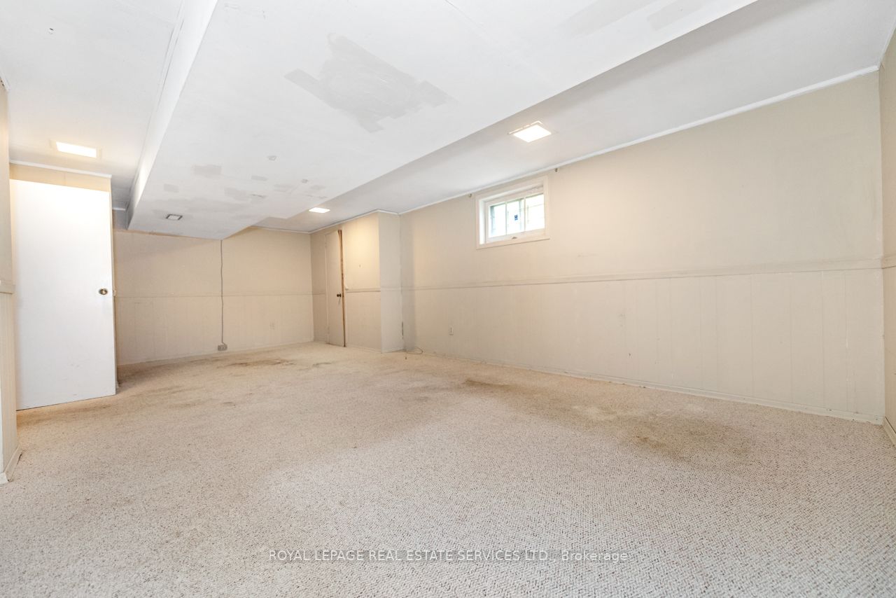 2063 Glenforest Cres