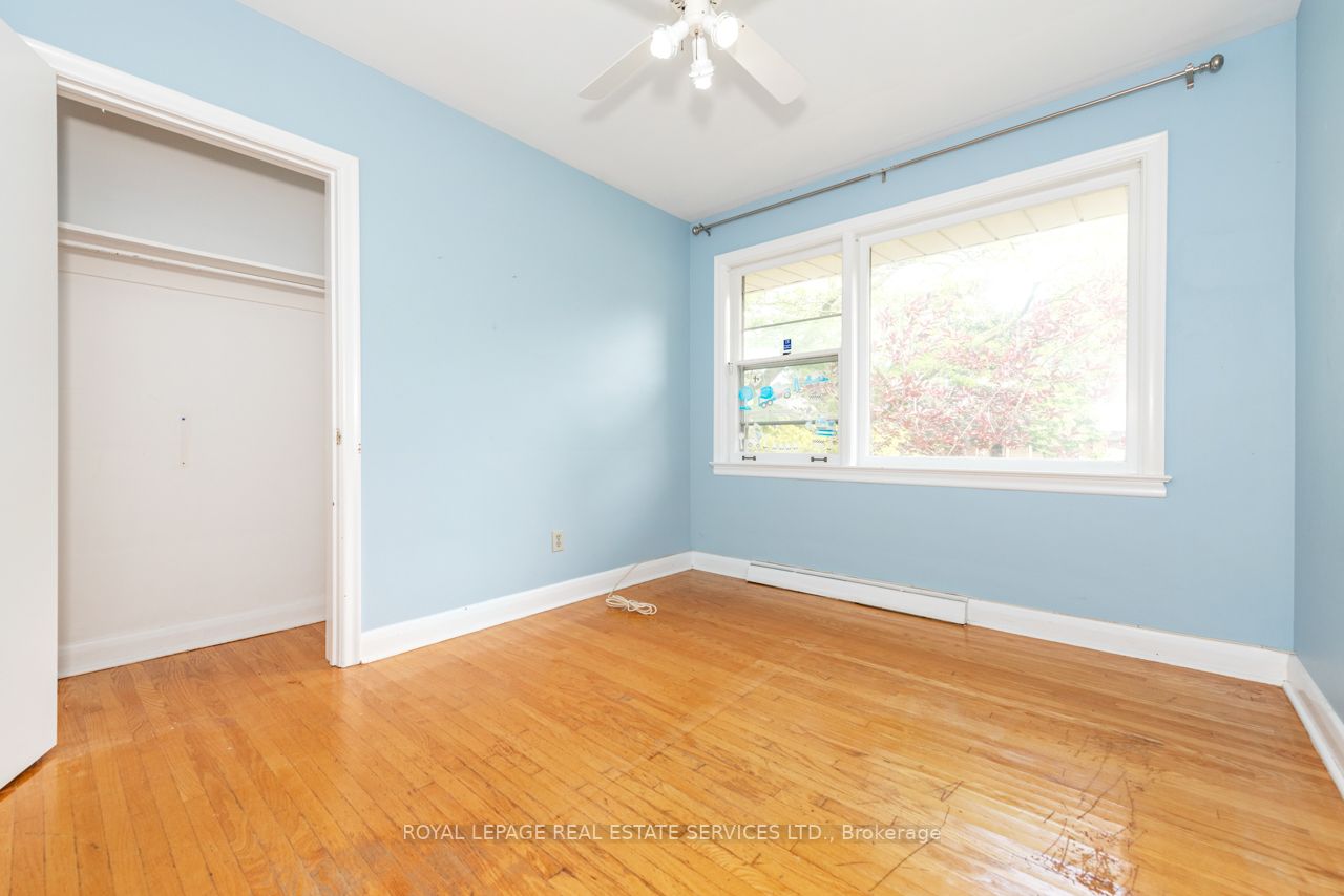 2063 Glenforest Cres