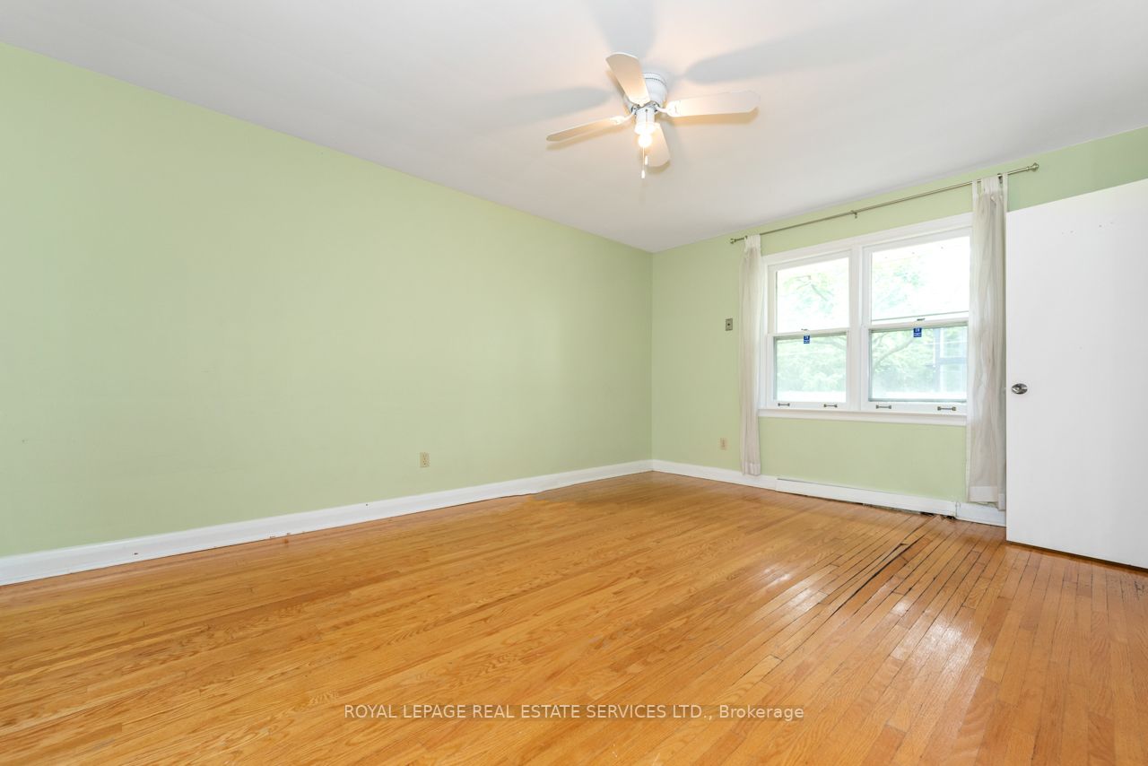 2063 Glenforest Cres