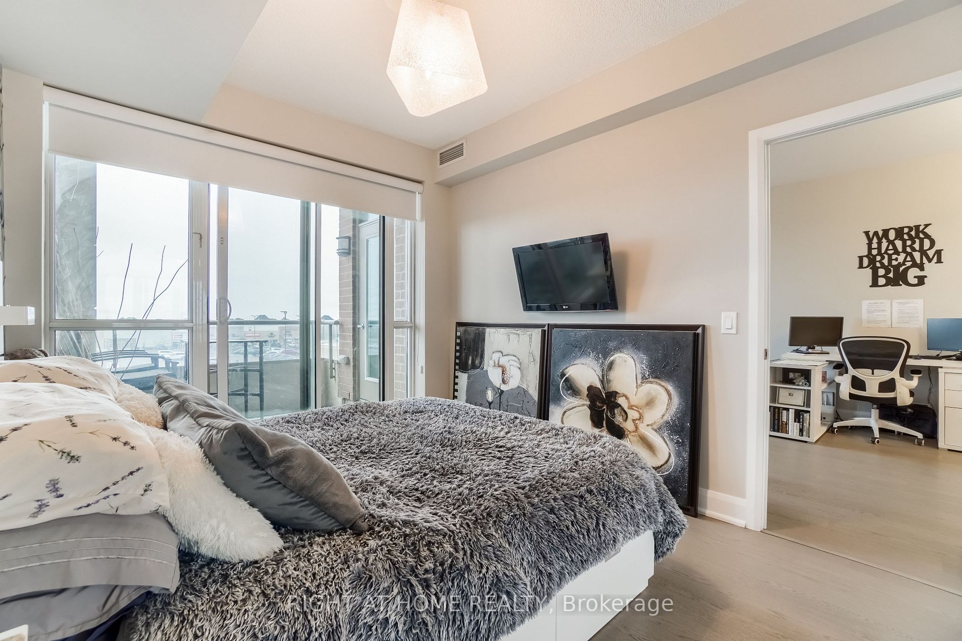 2480 Prince Michael Dr, #322