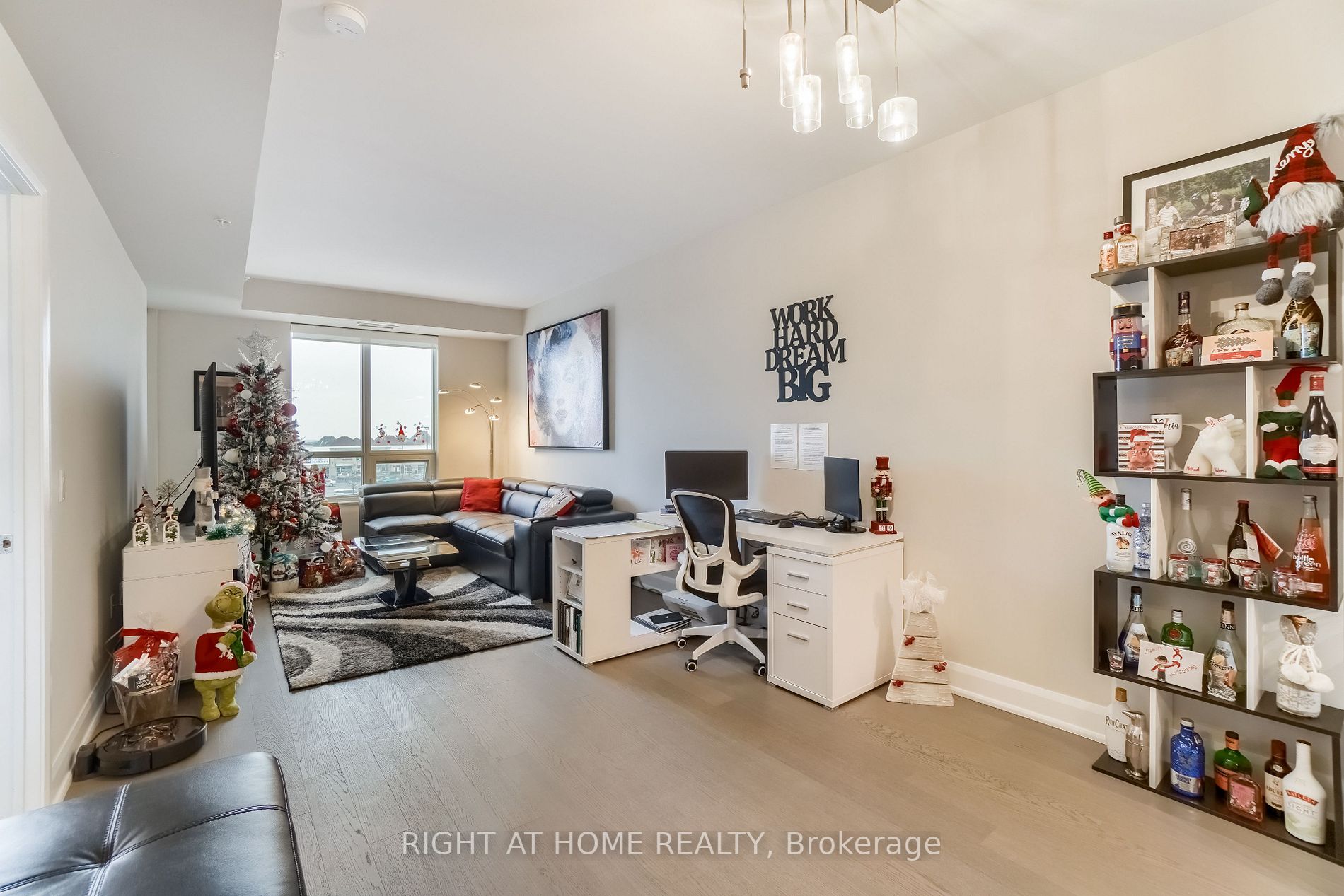 2480 Prince Michael Dr, #322