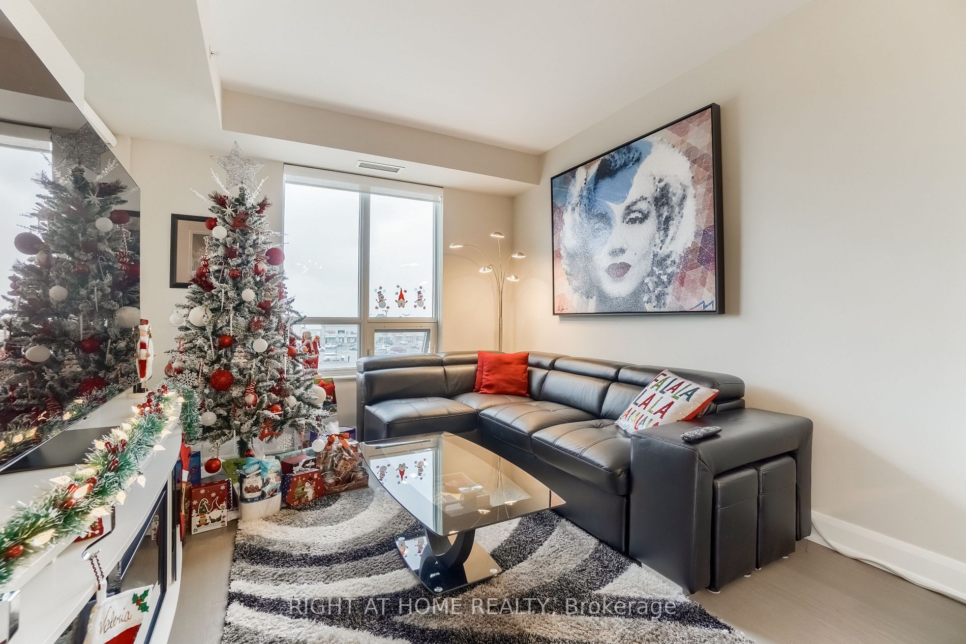 2480 Prince Michael Dr, #322