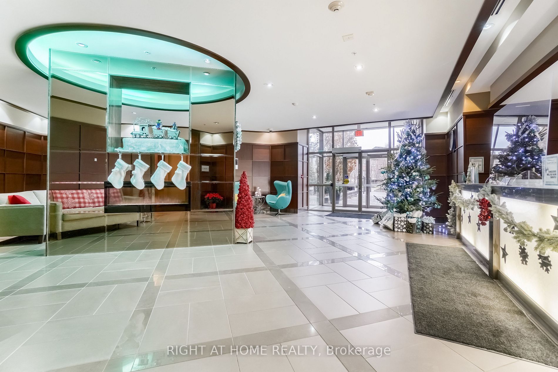 2480 Prince Michael Dr, #322
