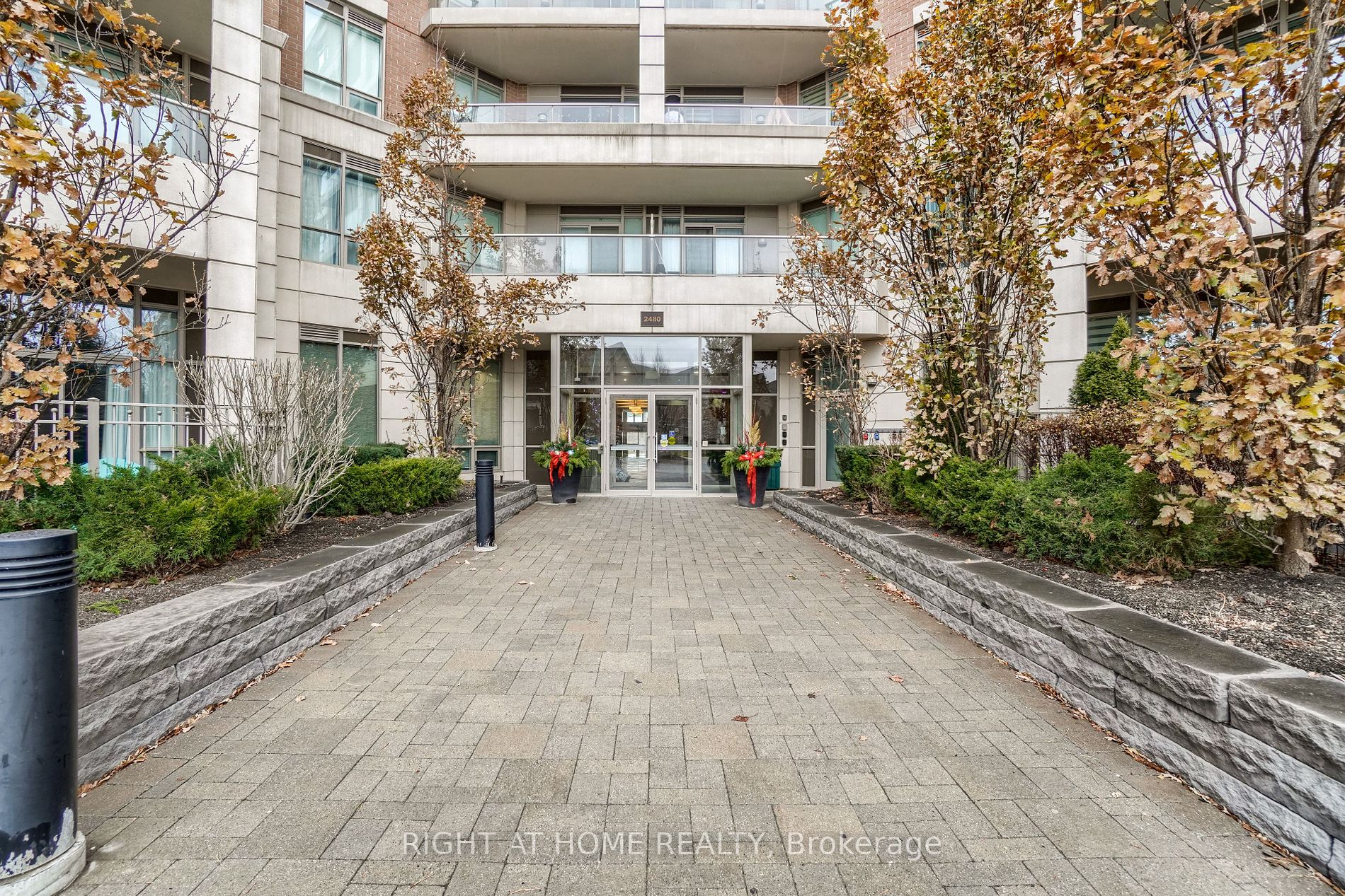 2480 Prince Michael Dr, #322