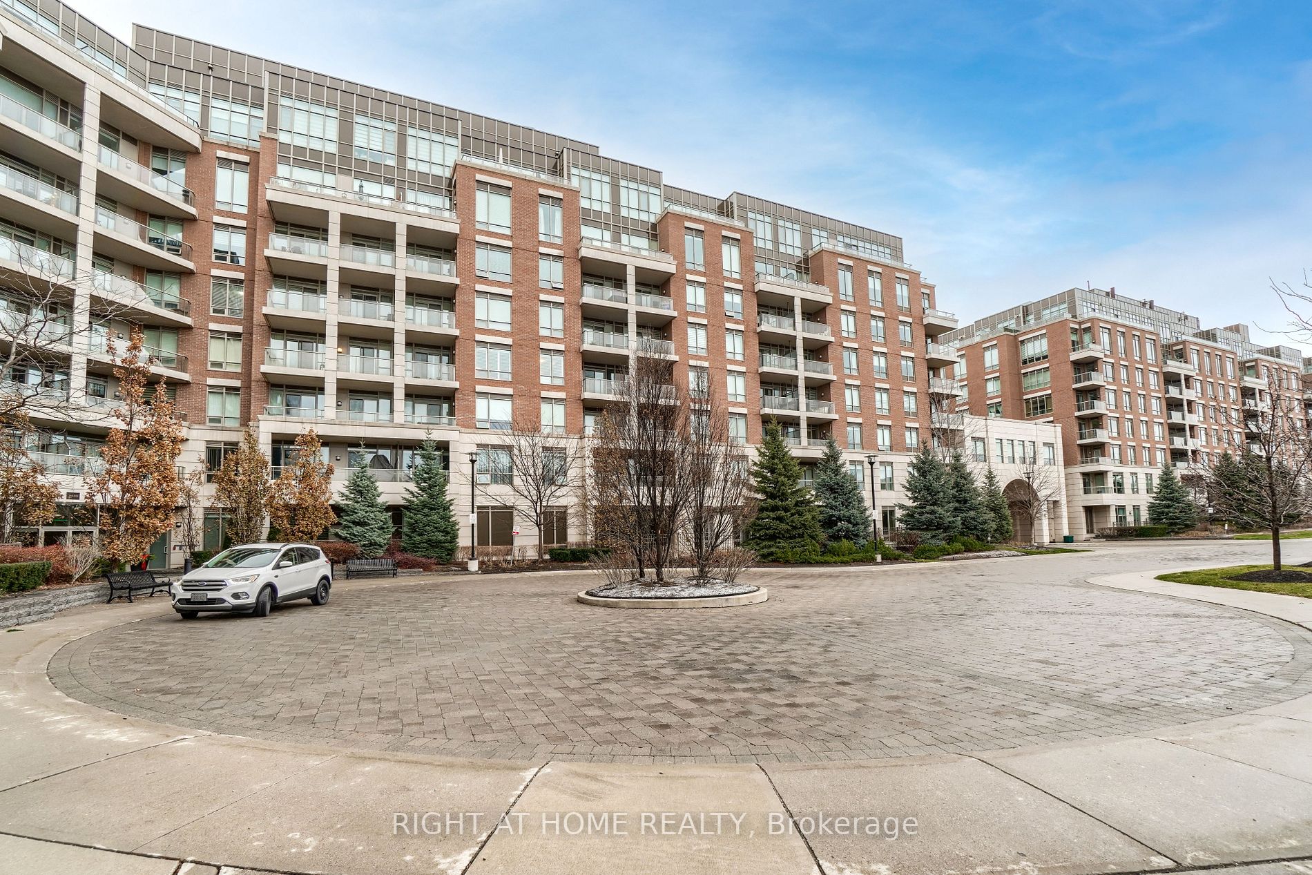 2480 Prince Michael Dr, #322