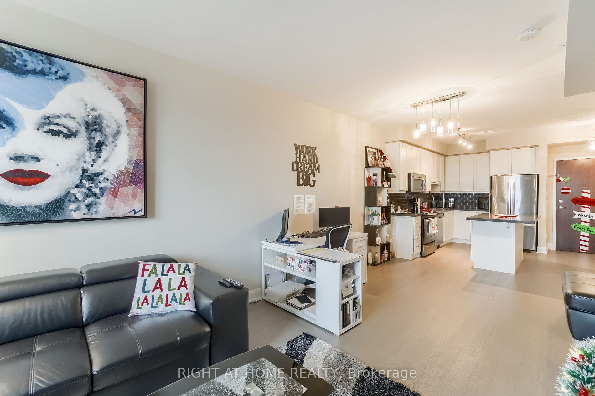2480 Prince Michael Dr, #322
