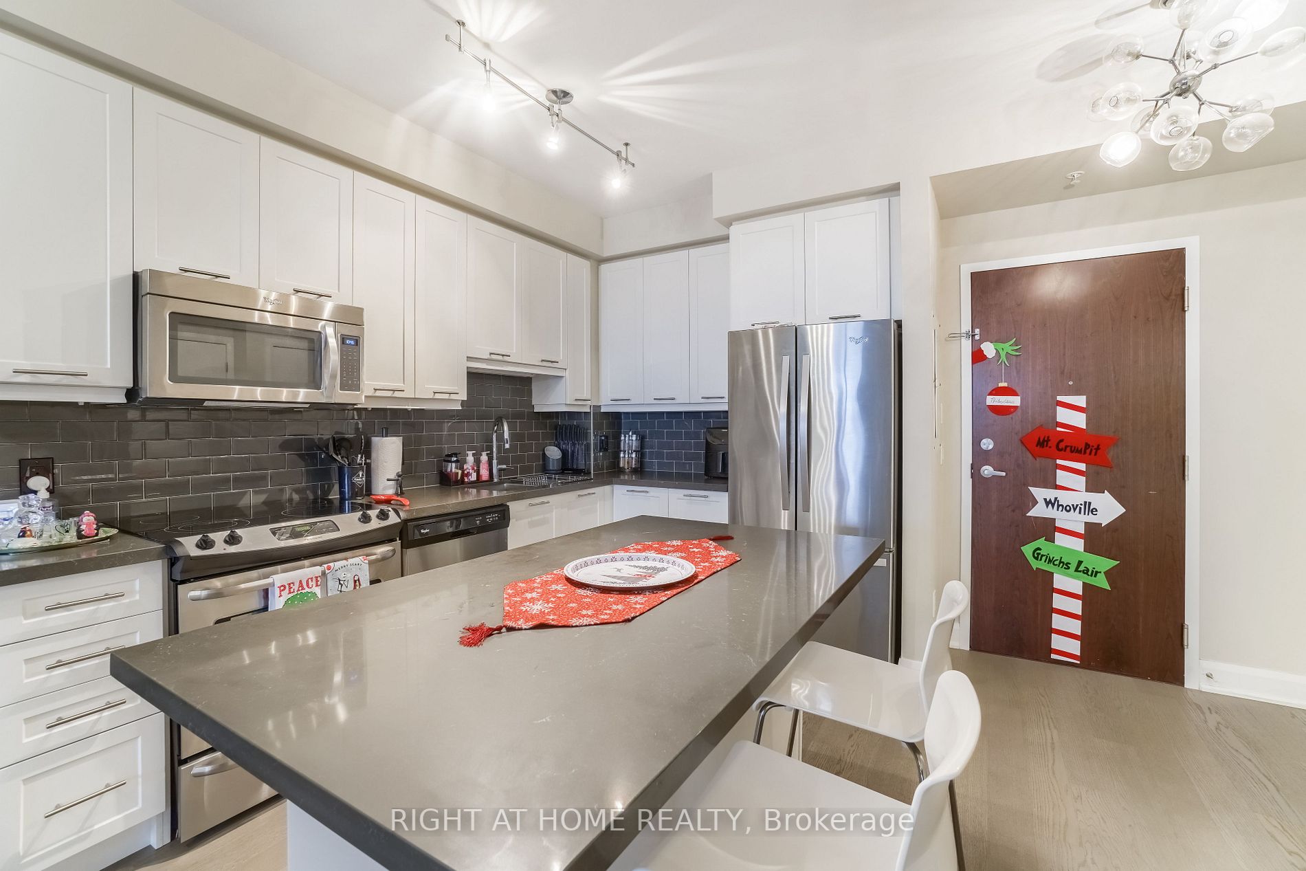 2480 Prince Michael Dr, #322