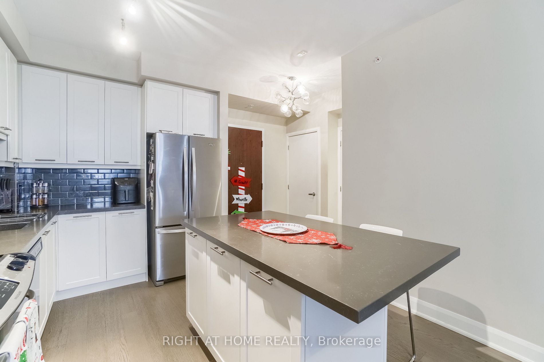 2480 Prince Michael Dr, #322