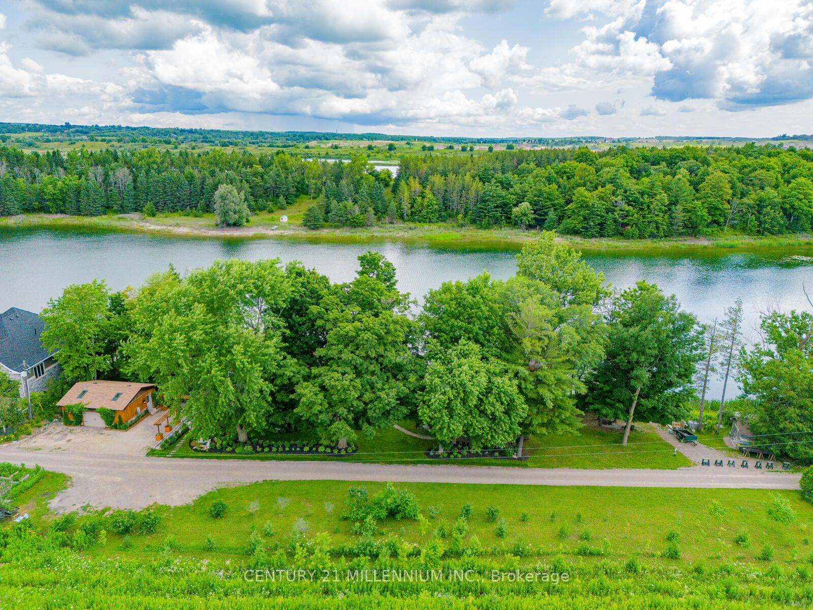 2039 CHARLESTON Side Road, #143