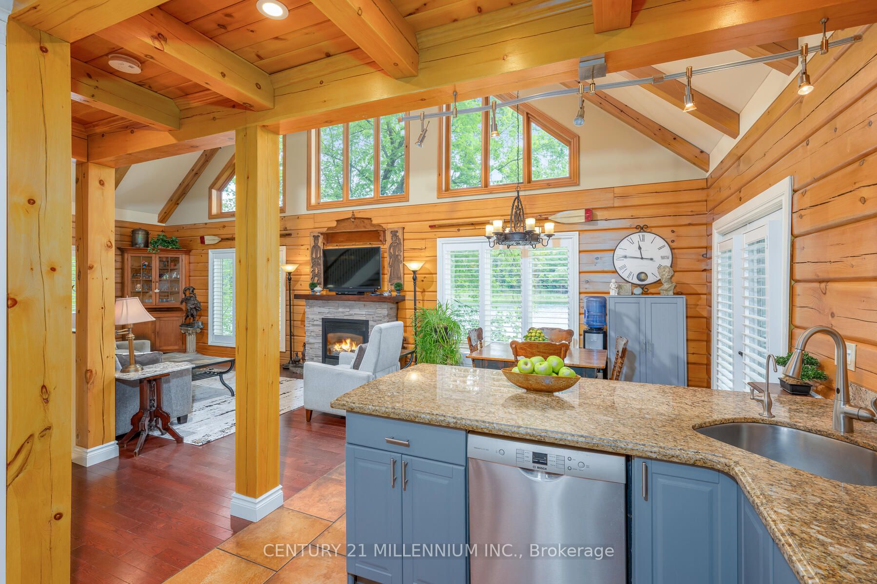 2039 CHARLESTON Side Road, #143