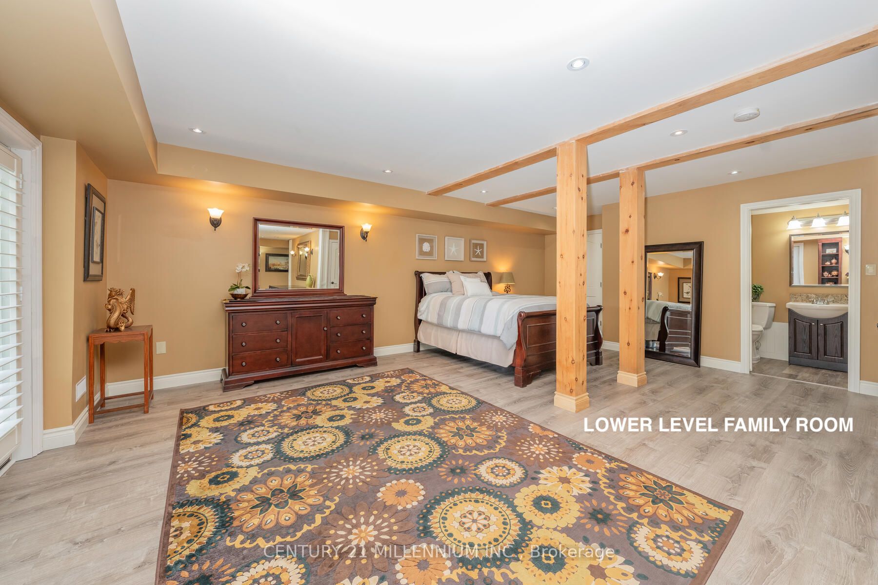 2039 CHARLESTON Side Road, #143