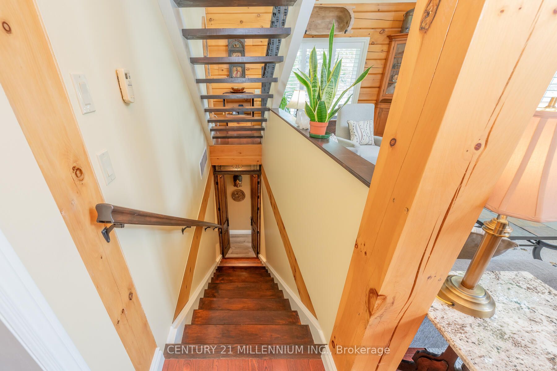 2039 CHARLESTON Side Road, #143