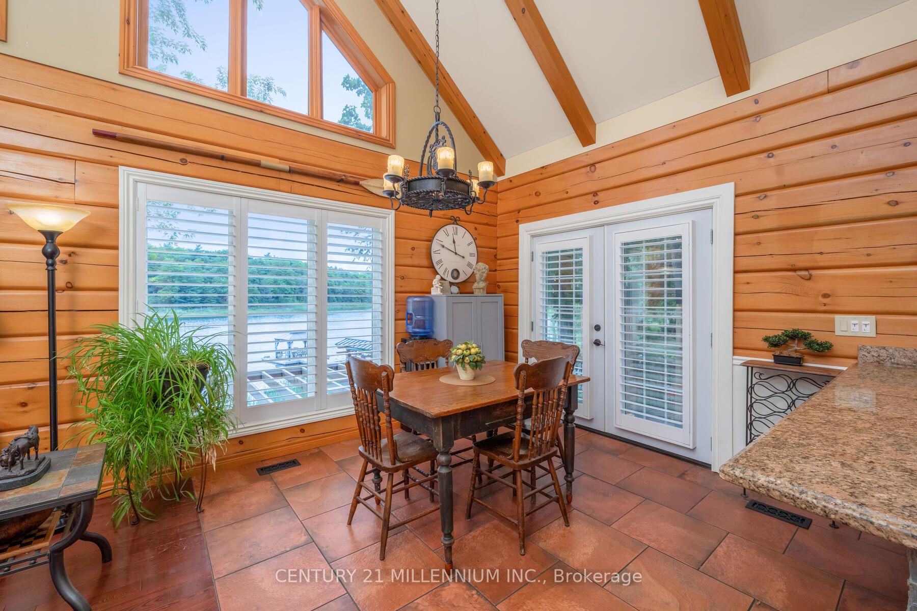 2039 CHARLESTON Side Road, #143