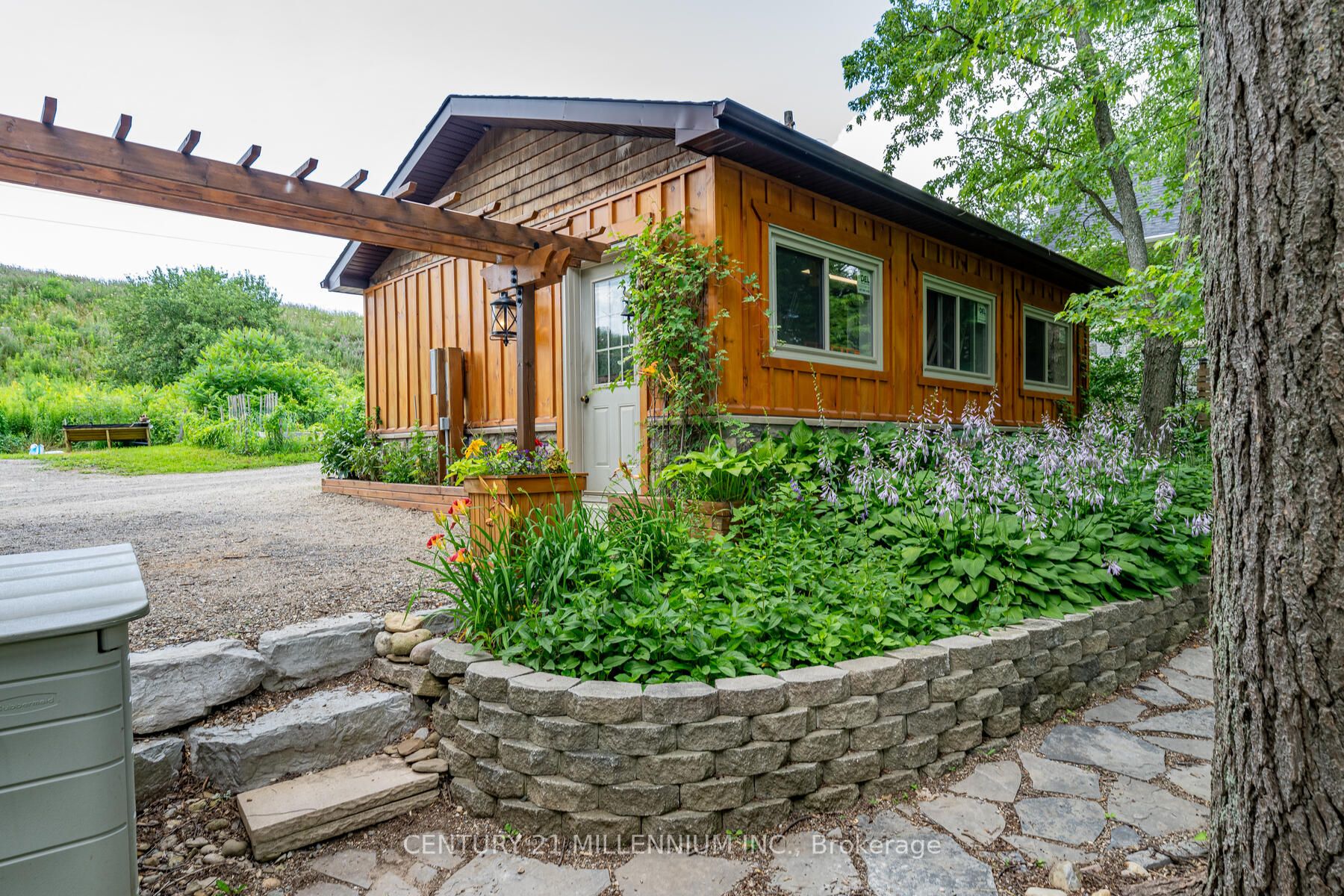 2039 CHARLESTON Side Road, #143
