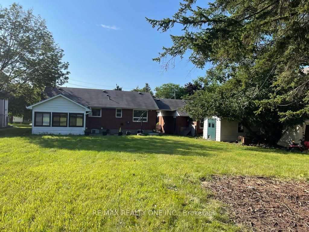 2431 Thorn Lodge Dr