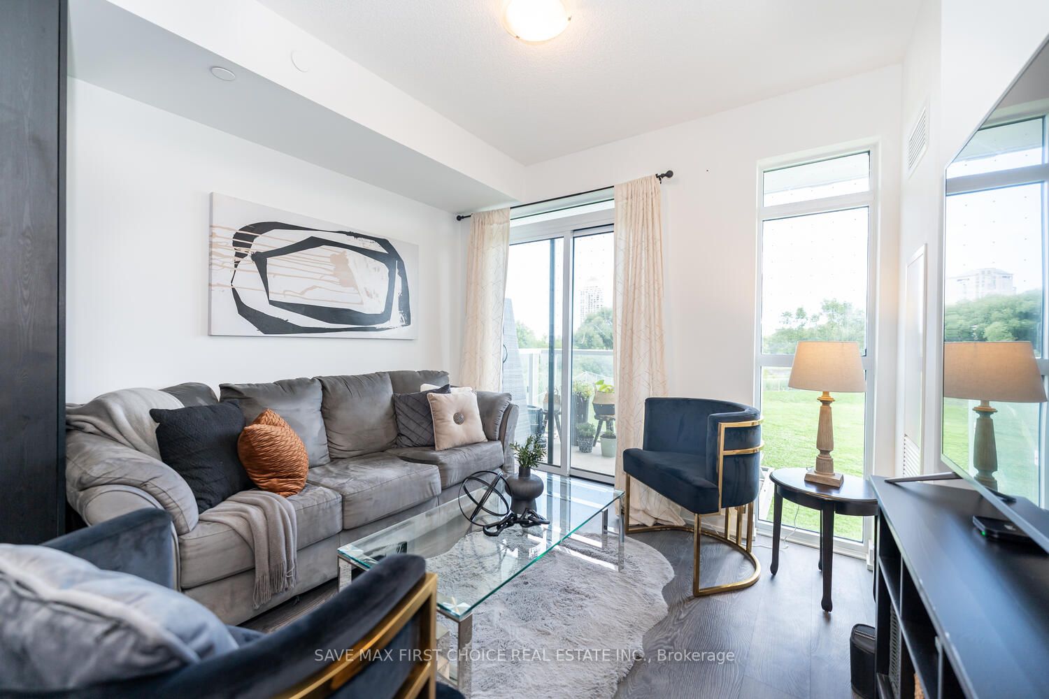 251 Manitoba Street, #316