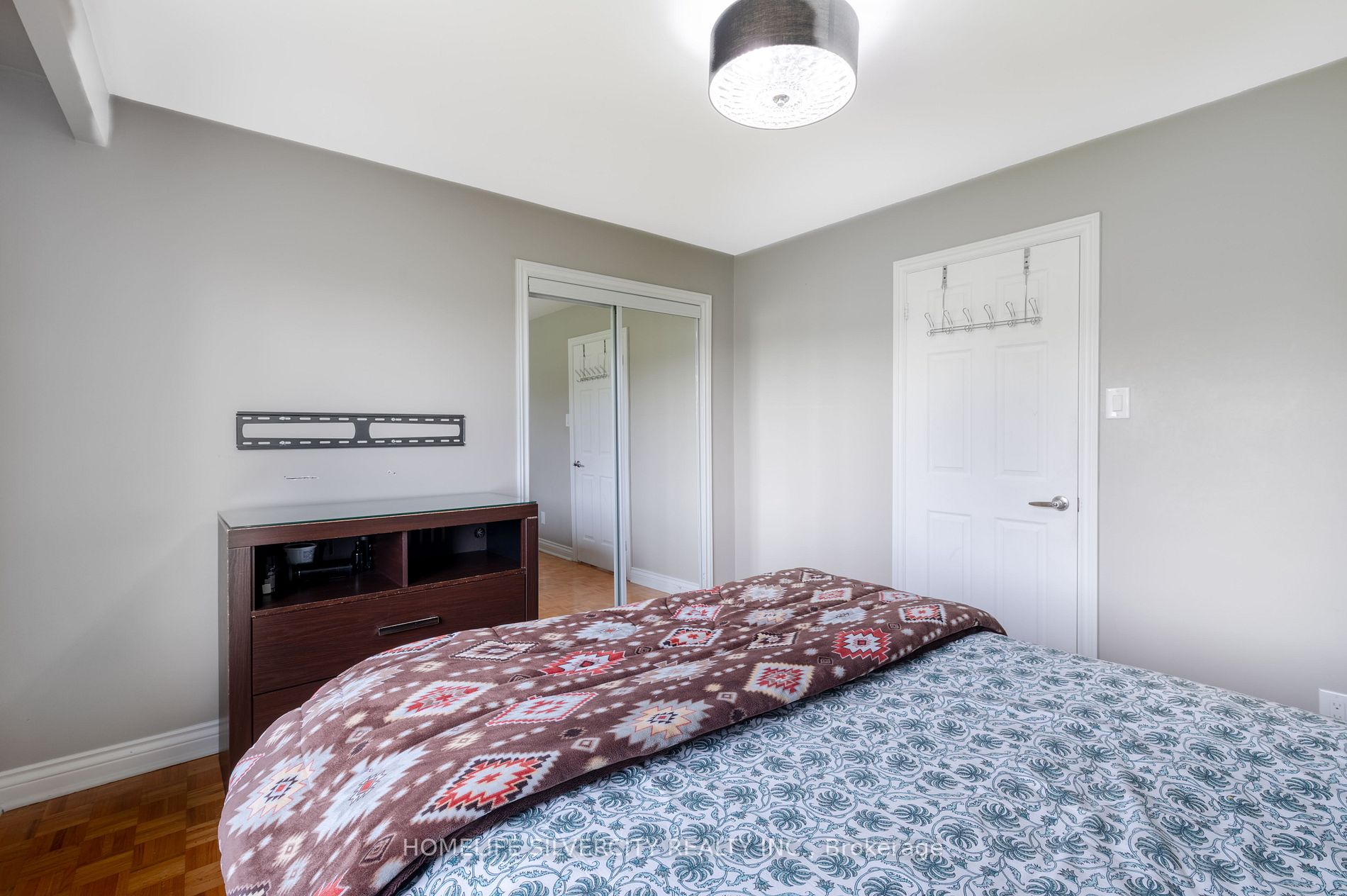 Listing W6682960 - Large Photo # 22